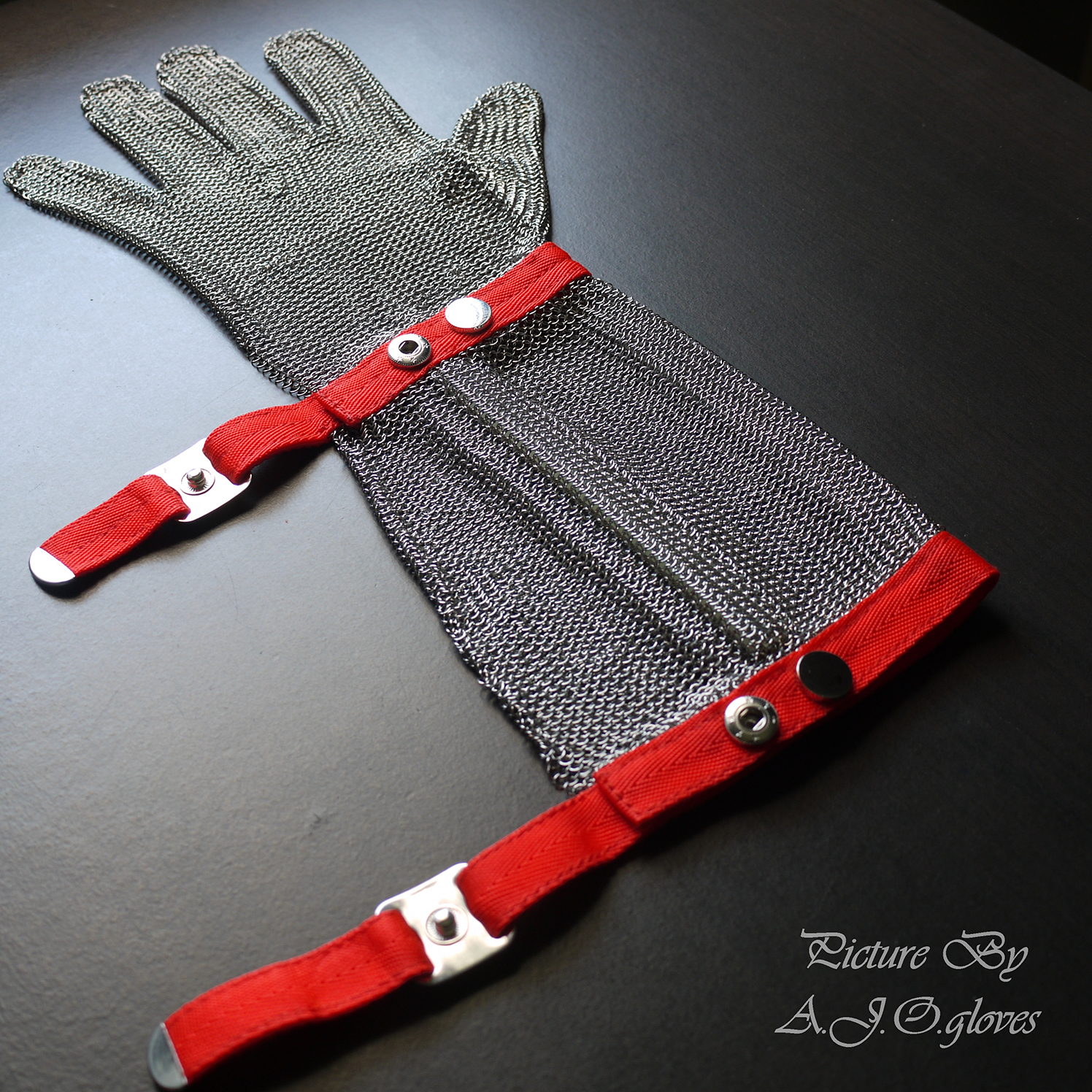 ถุงมือสแตนเลส 5 นิ้ว (ยาวพิเศษจากเดิม 19 CM)