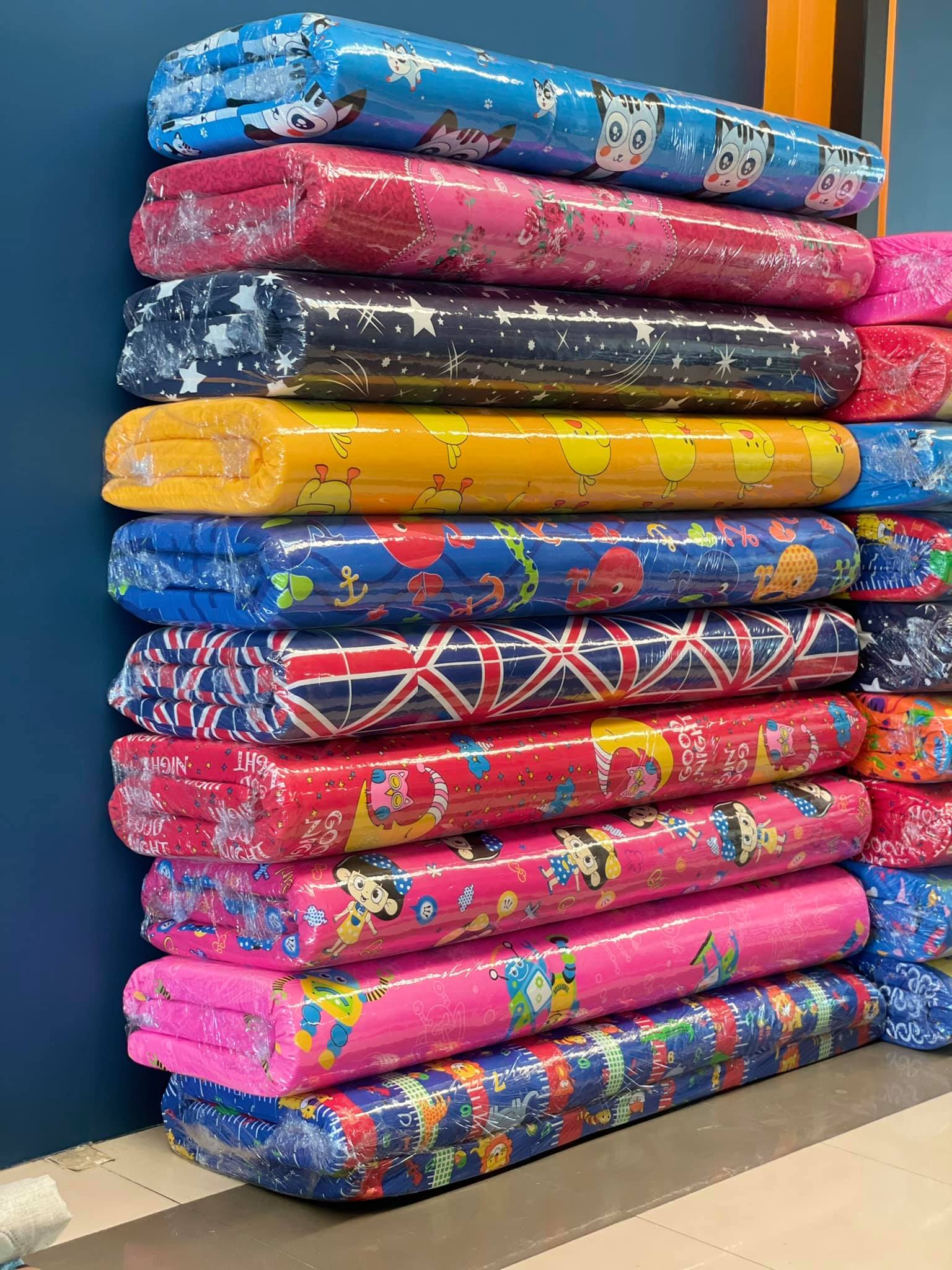 ที่นอนปิคนิค ผลิตจากโรงงานโดยตรงมีรุ่นหนา 2 นิ้ว / 4 นิ้ว