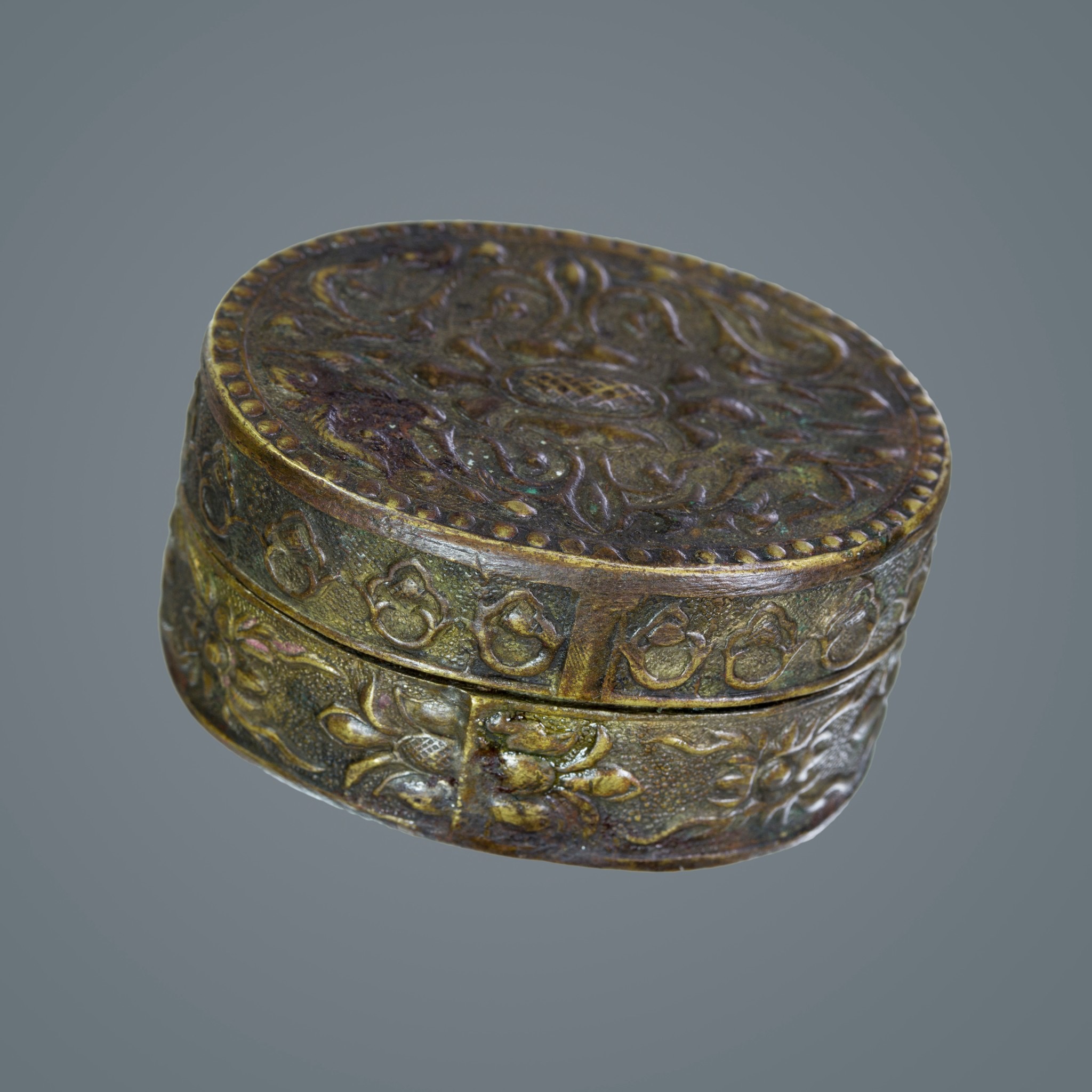 สีผึ้งพรายมหาเสน่ห์ตลับครู อาจารย์เสือ สำนักคนเลี้ยงผี