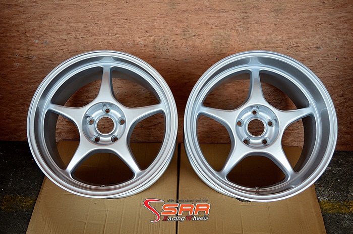 PRO-1 ขอบ18 หน้า9.5-หลัง10.5 ET25 สำหรับใส่รถกระบะ