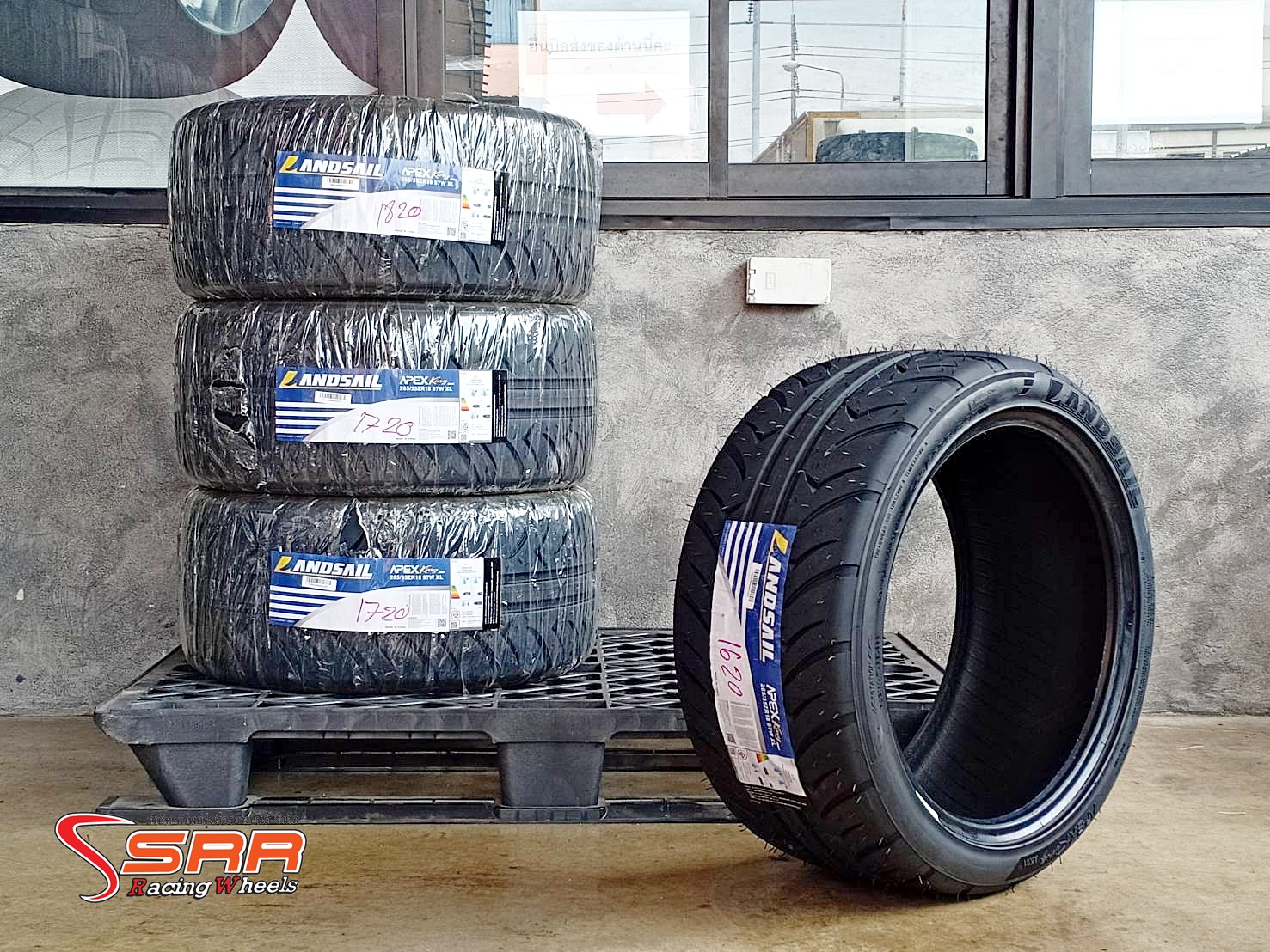 LANDSAIL APEXKING AK01 265/35ZR18 ยางSemiSlick ราคาพิเศษ
