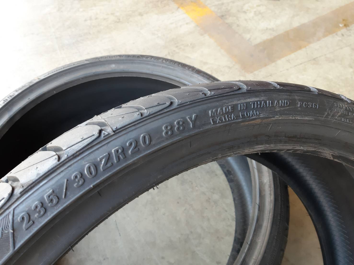 FALKEN FK452 235/30ZR20 ยางใหม่ปี19 โปรโมชั่นยางลดราคาพิเศษ