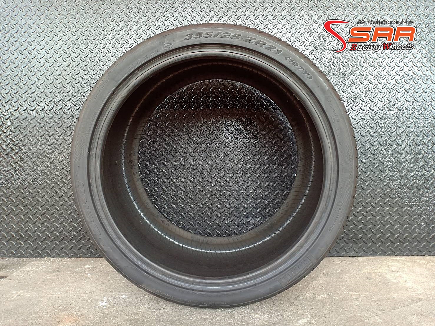 PIRELLI P ZERO (L) 355/25ZR21 ยางสำหรับรถ Lamborghini