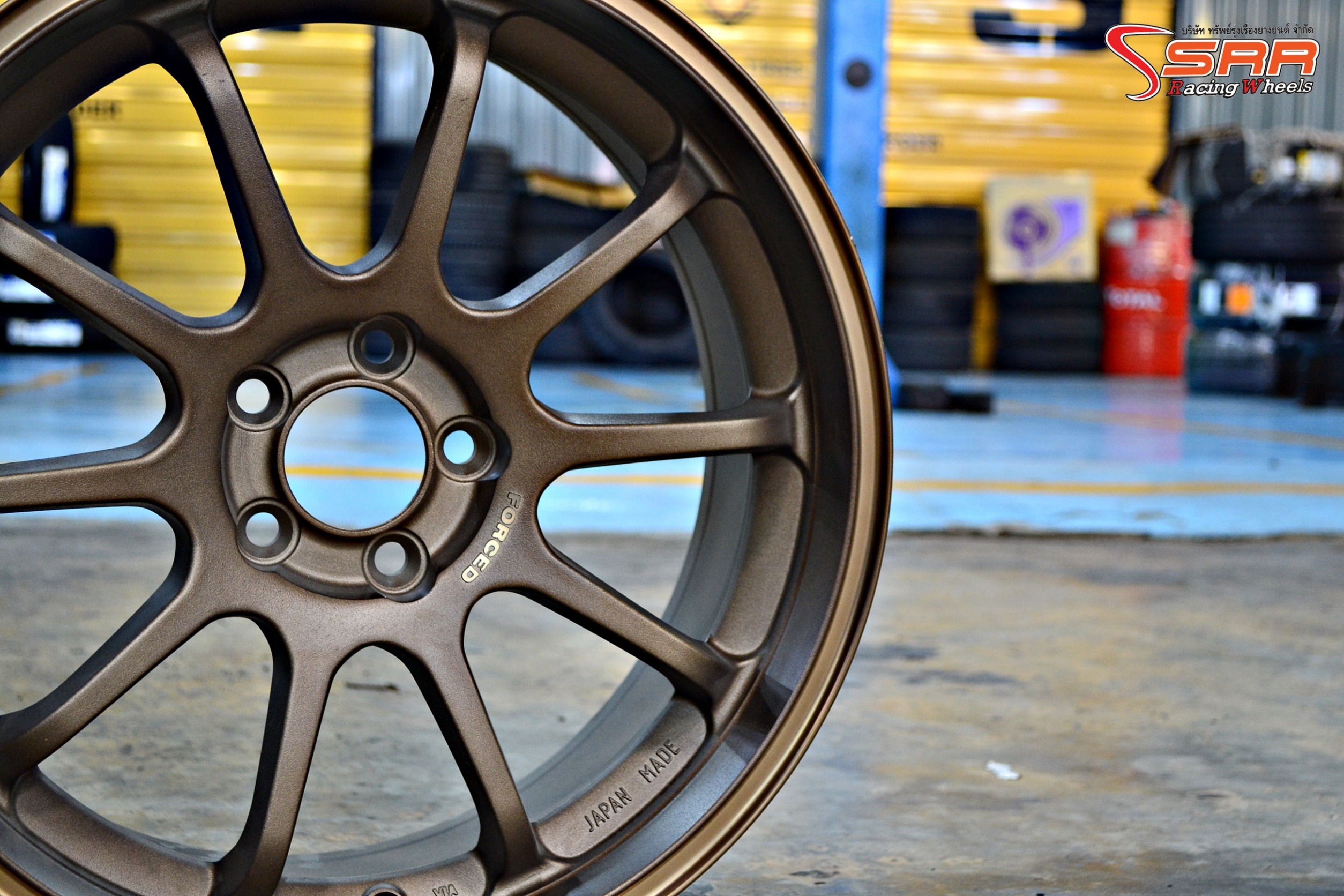 ล้อแม็กซ์ 228 SSW ขอบ17 5x100 ราคาวงละ 2,500 บาท