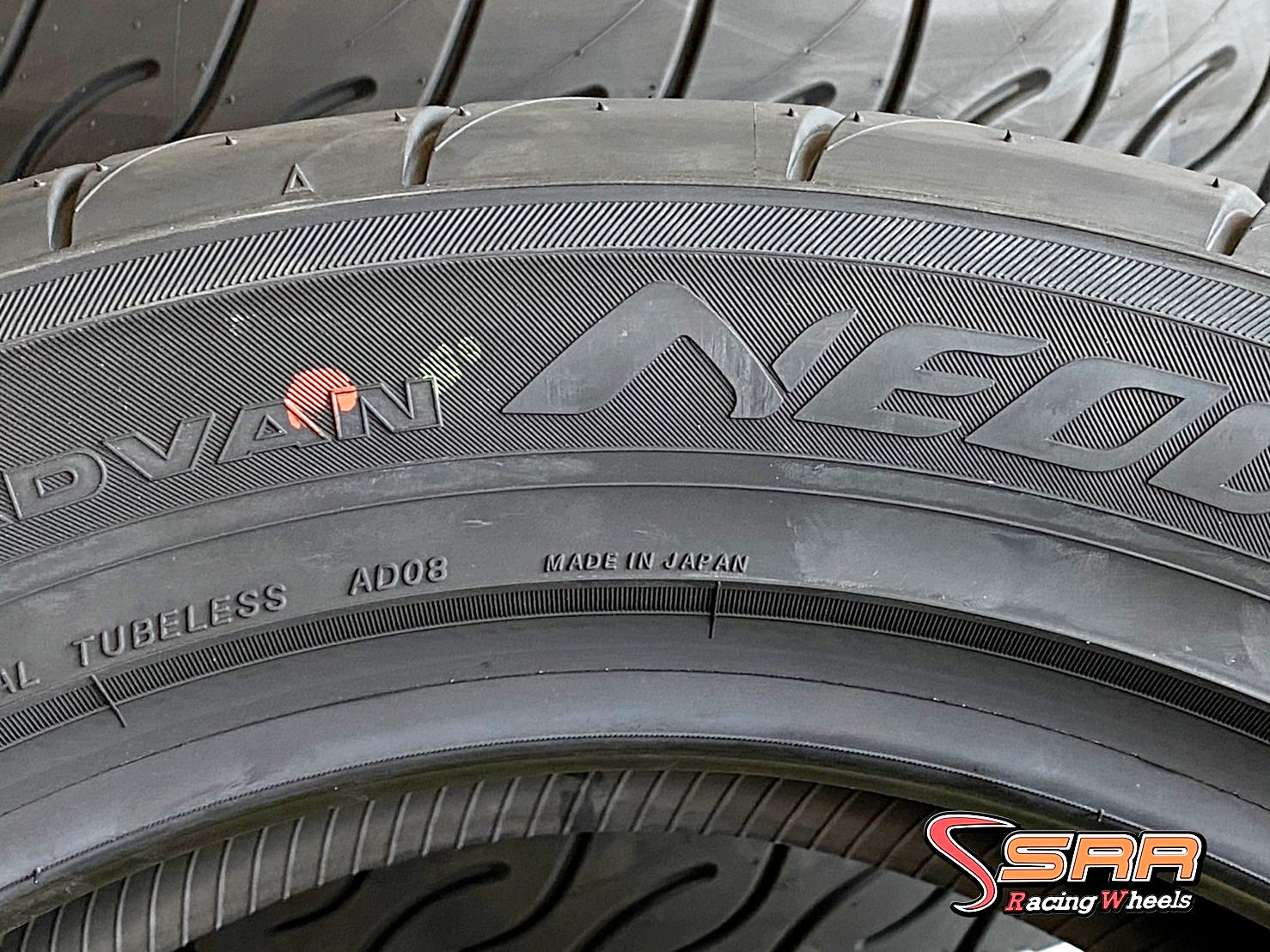 YOKOHAMA ADVAN AD08RS 255/50R18 ยางใหม่ปี20 ลดราคาพิเศษ