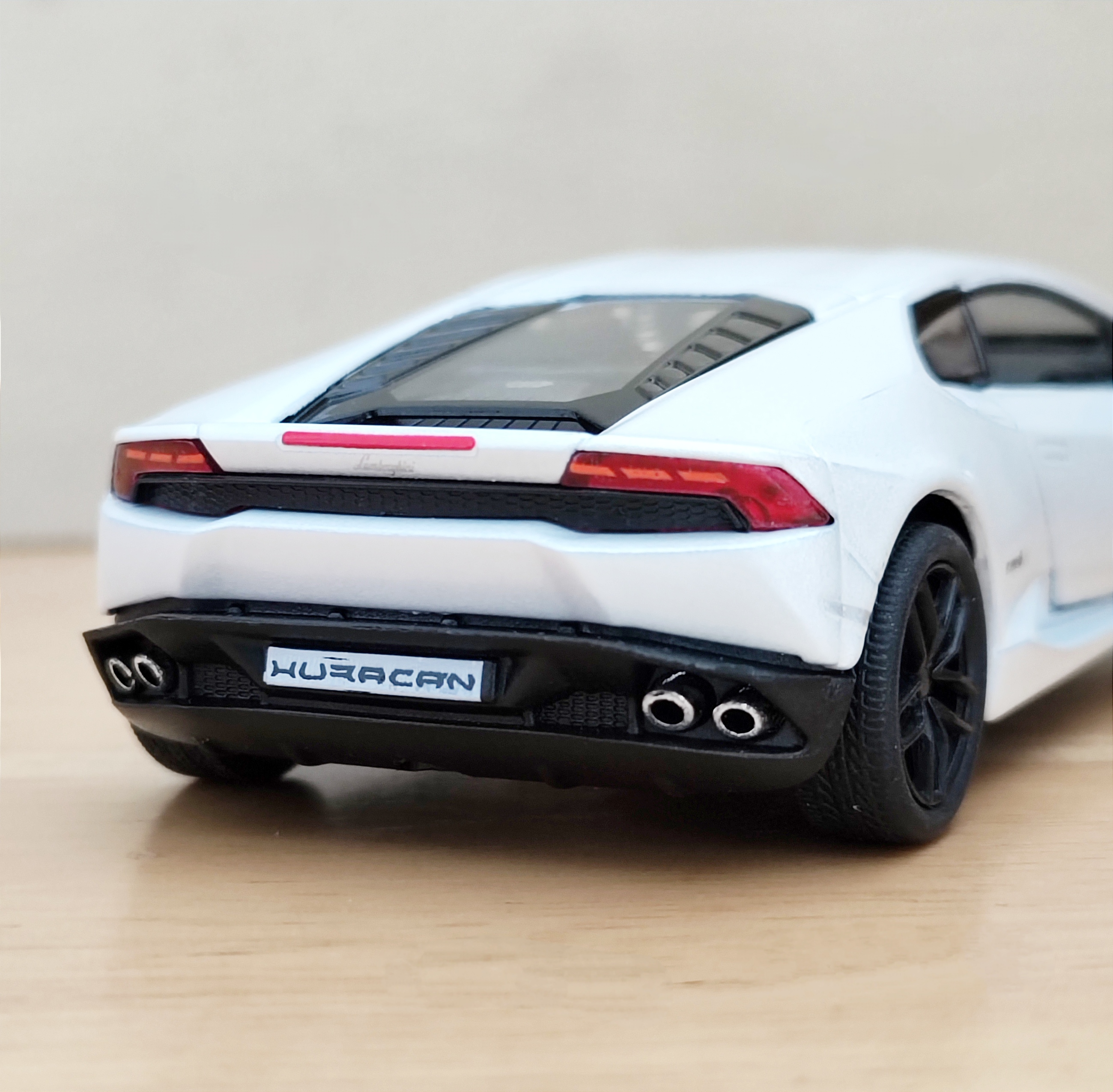 Lamborghini Huracan LP610-4 Scale 1:36 โมเดลรถเหล็ก (ปลีก-ส่ง)