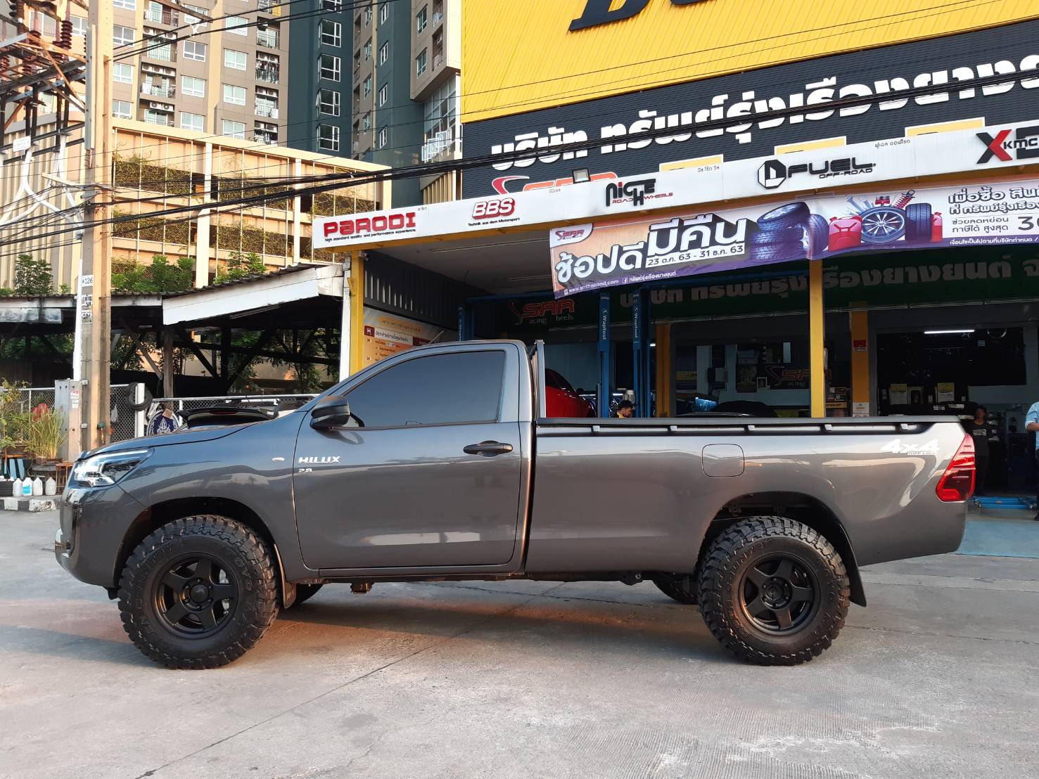 BRADLEY เบดเลย์ ขอบ16 นิ้ว 6x139.7 สีเทาด้าน