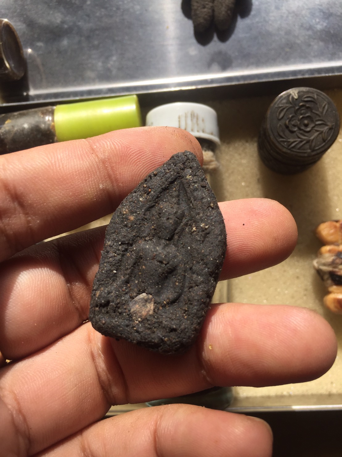 ขุนแผน ป.1 เนี้อสีผึ้งด้านหน้าฝั่งชิ้นพราย อาจารย์เปล่ง