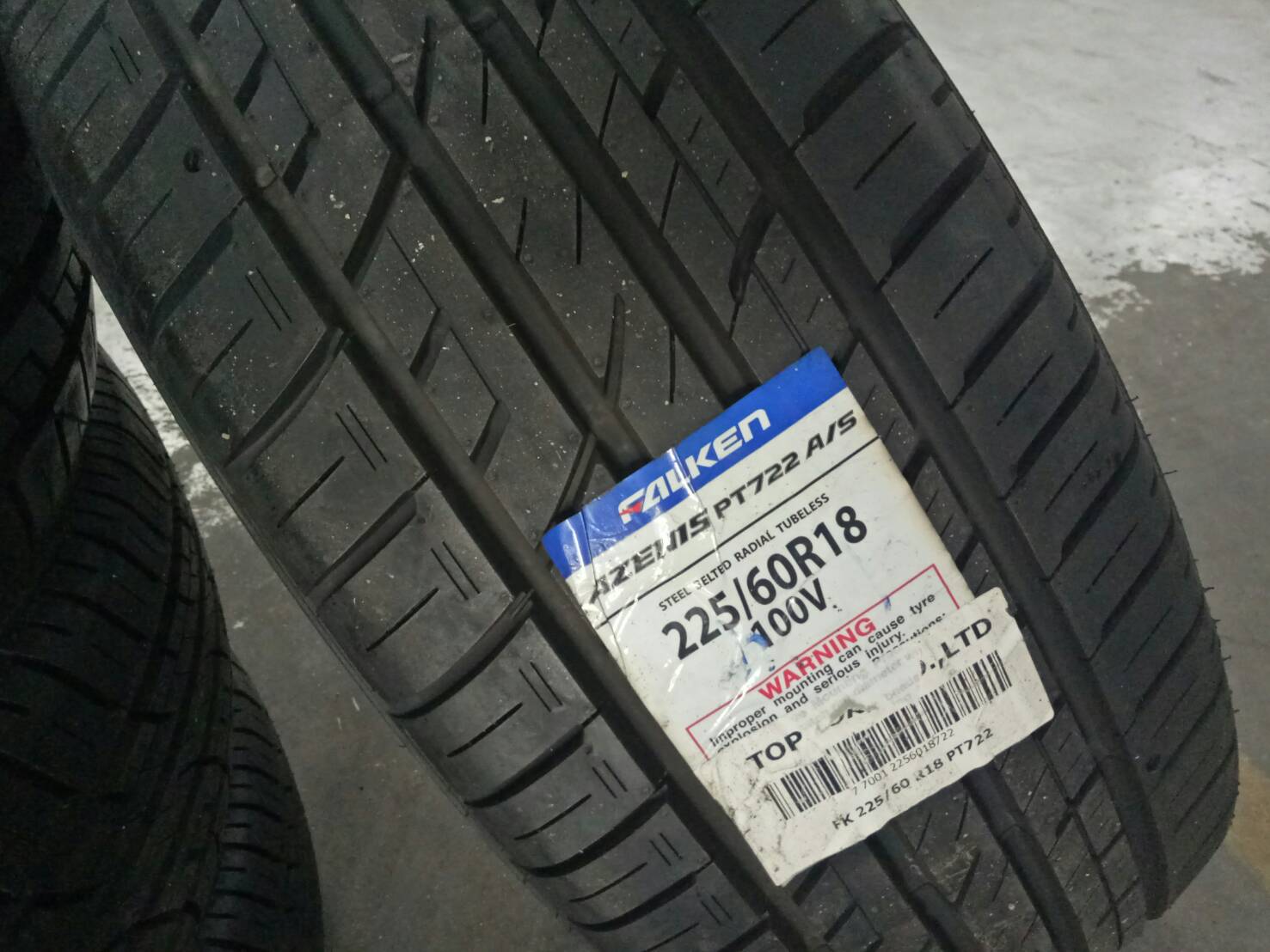 FALKEN PT722 225/60R18
