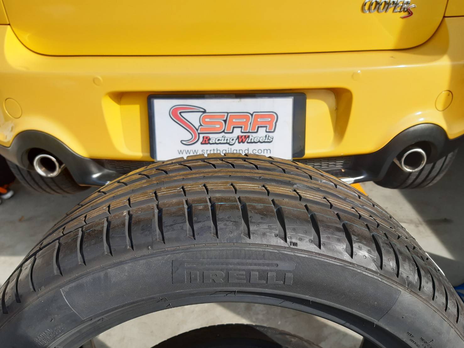 PIRELLI DRAGON SPORT 225/45R18 ลดราคาพิเศษ เส้นละ 2,500 บาท