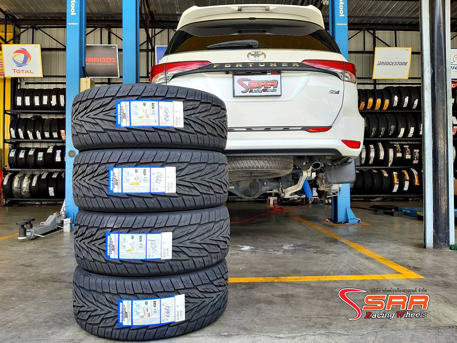 TOYO PROXES ST3 265/50R20 ยางใหม่ปี20 ลดราคาพิเศษ