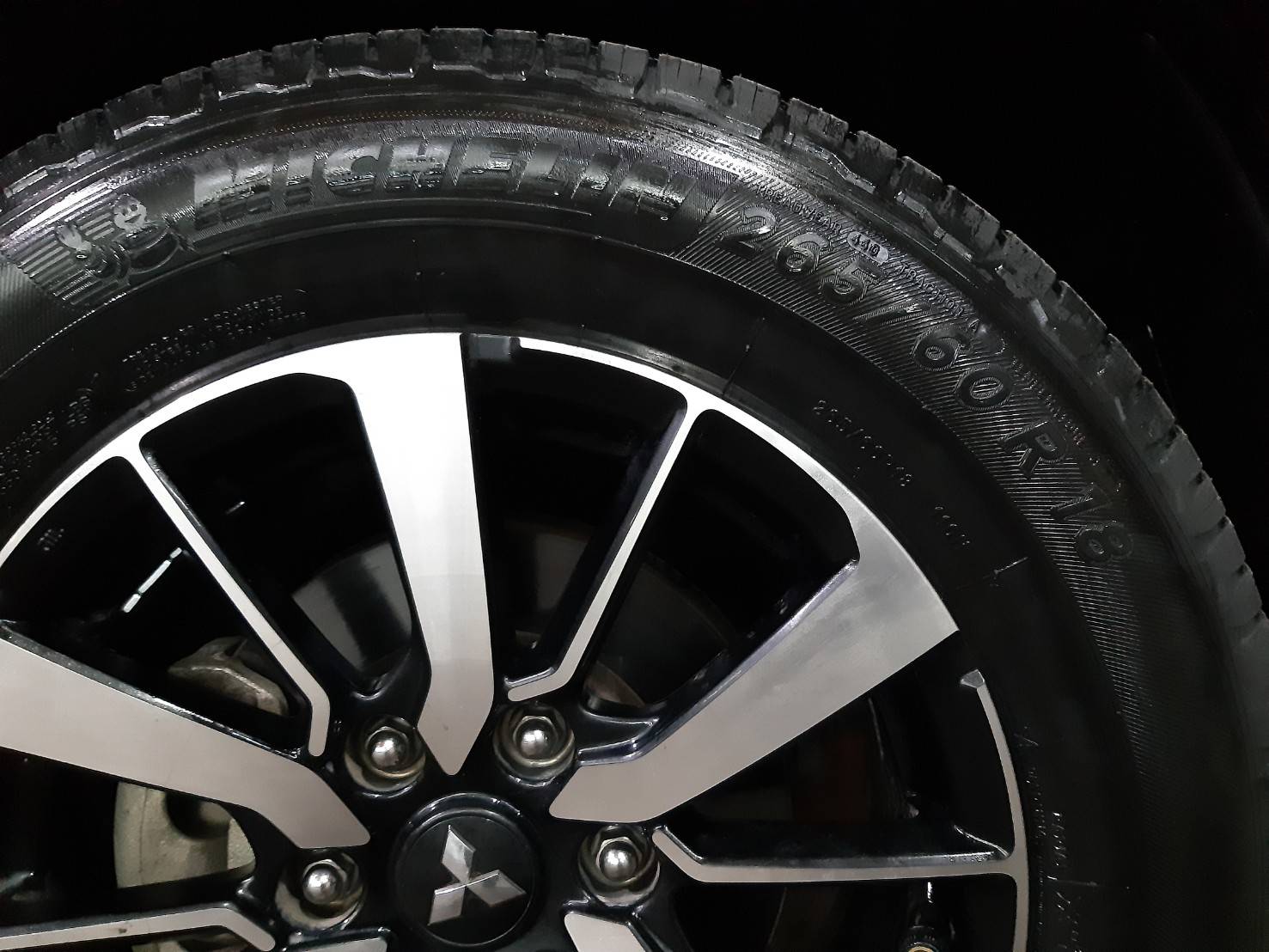 MICHELIN LATITUDE TOUR HP 265/60R18 ยางปี20 สำหรับกระบะ และSUV