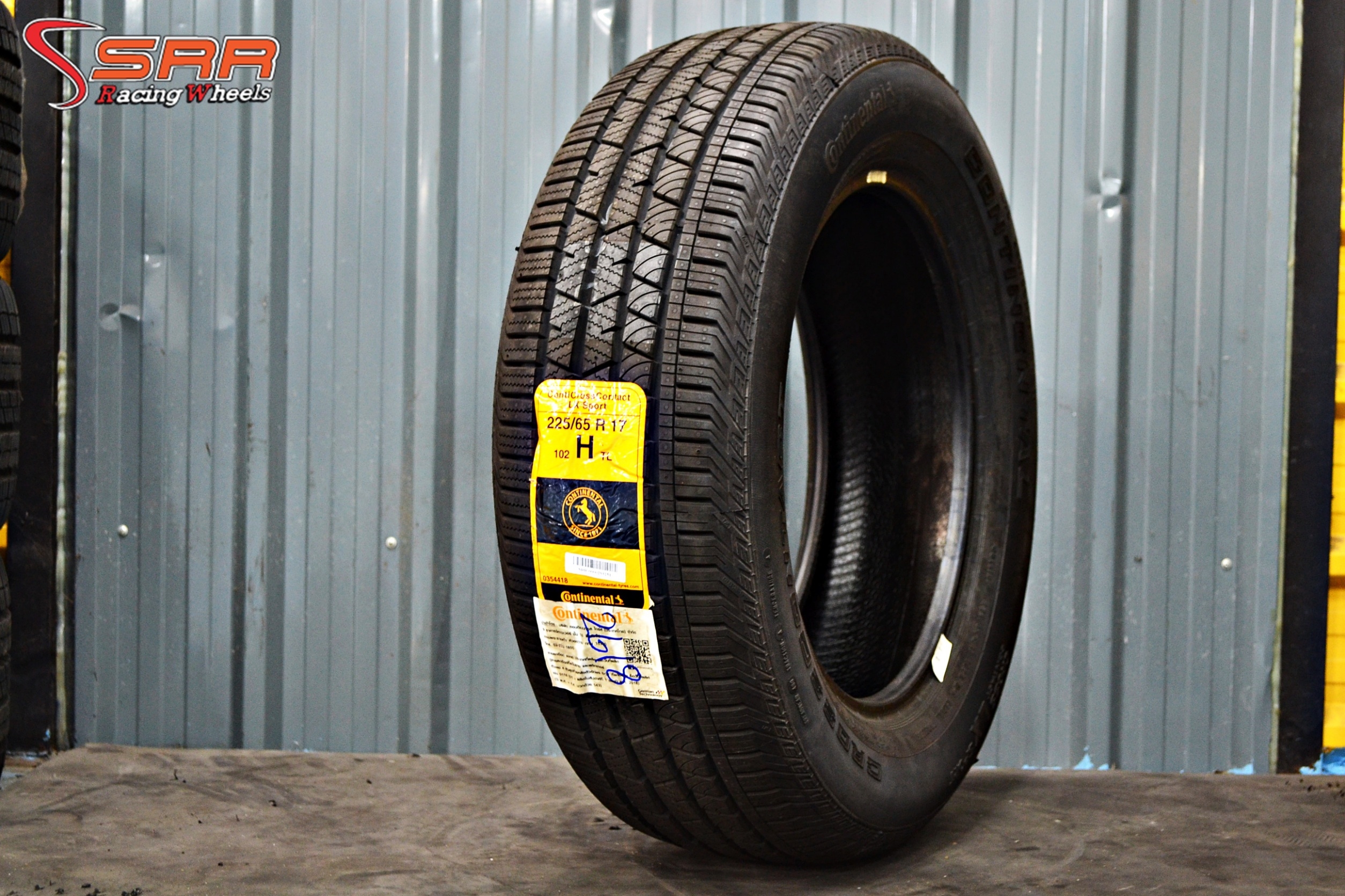 CONTINENTAL ContiCrossContact LX Sport 225/65R17 ราคาเส้นละ 2,900