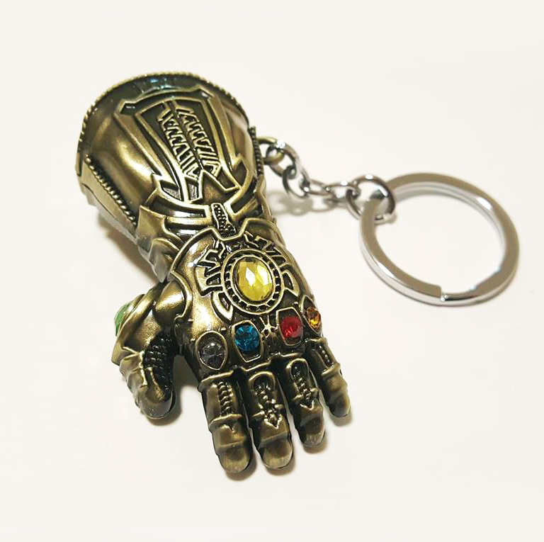 พวงกุญแจ ถุงมือ Thanos Infinity Gauntlet สีบรอนซ์ - Marvel