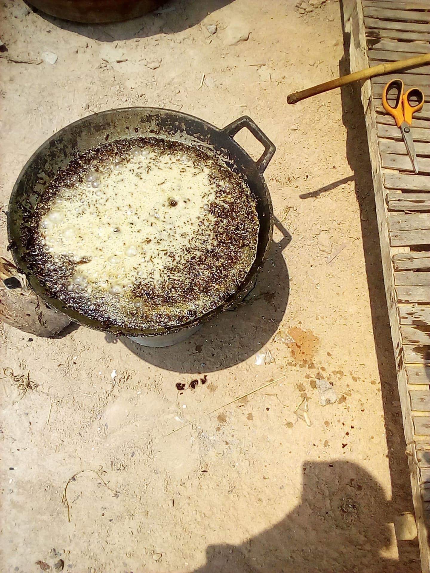 สีผึ้งพรายงูกุเลน อาจารย์เขมร (FL)