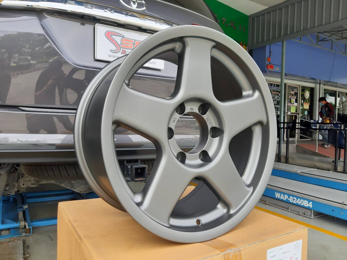 BRADLEY เบดเล่ย์ ขอบ18 ET20 6x139.7 GM-FLAT