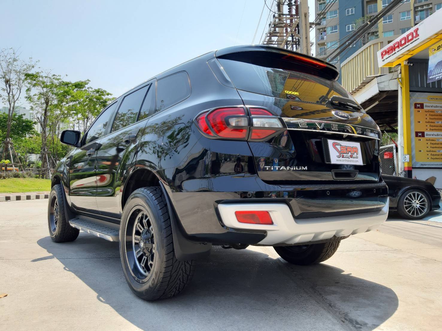 FUEL CRUSH D561 KMC ขอบ20x9 ET20 TWO-TONE/DDT