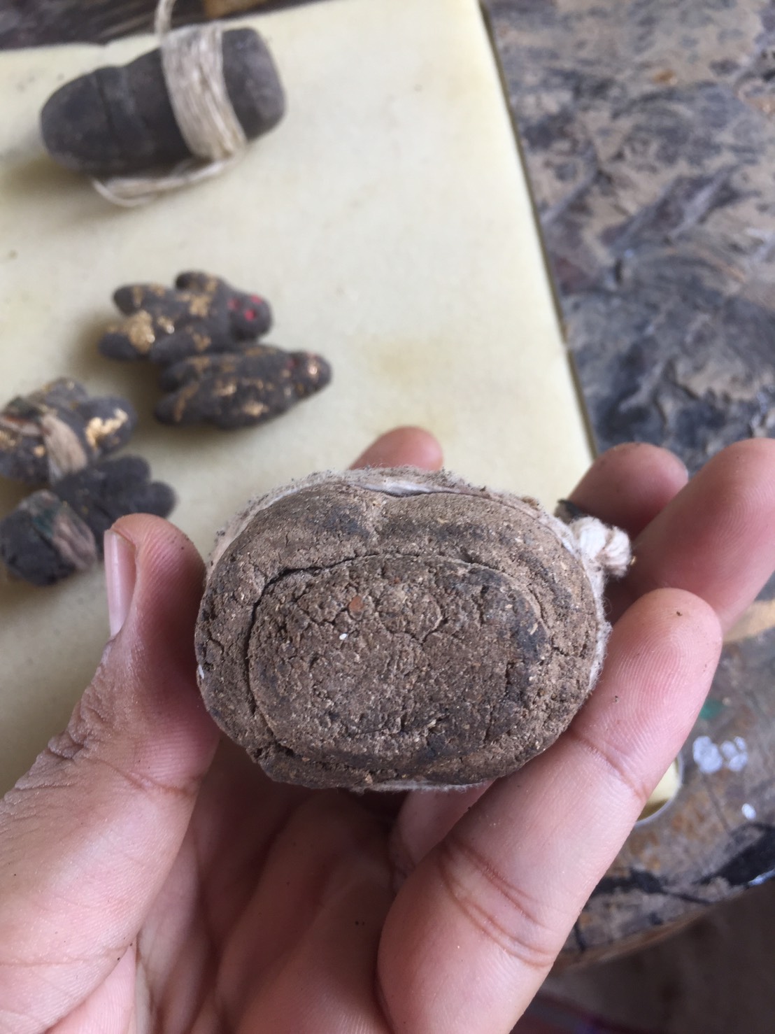 อิ้นมหาเสน่ห์พันด้วยด้ายอาถรรพ์ ตนครู อาจารย์เปล่ง บุญยืน