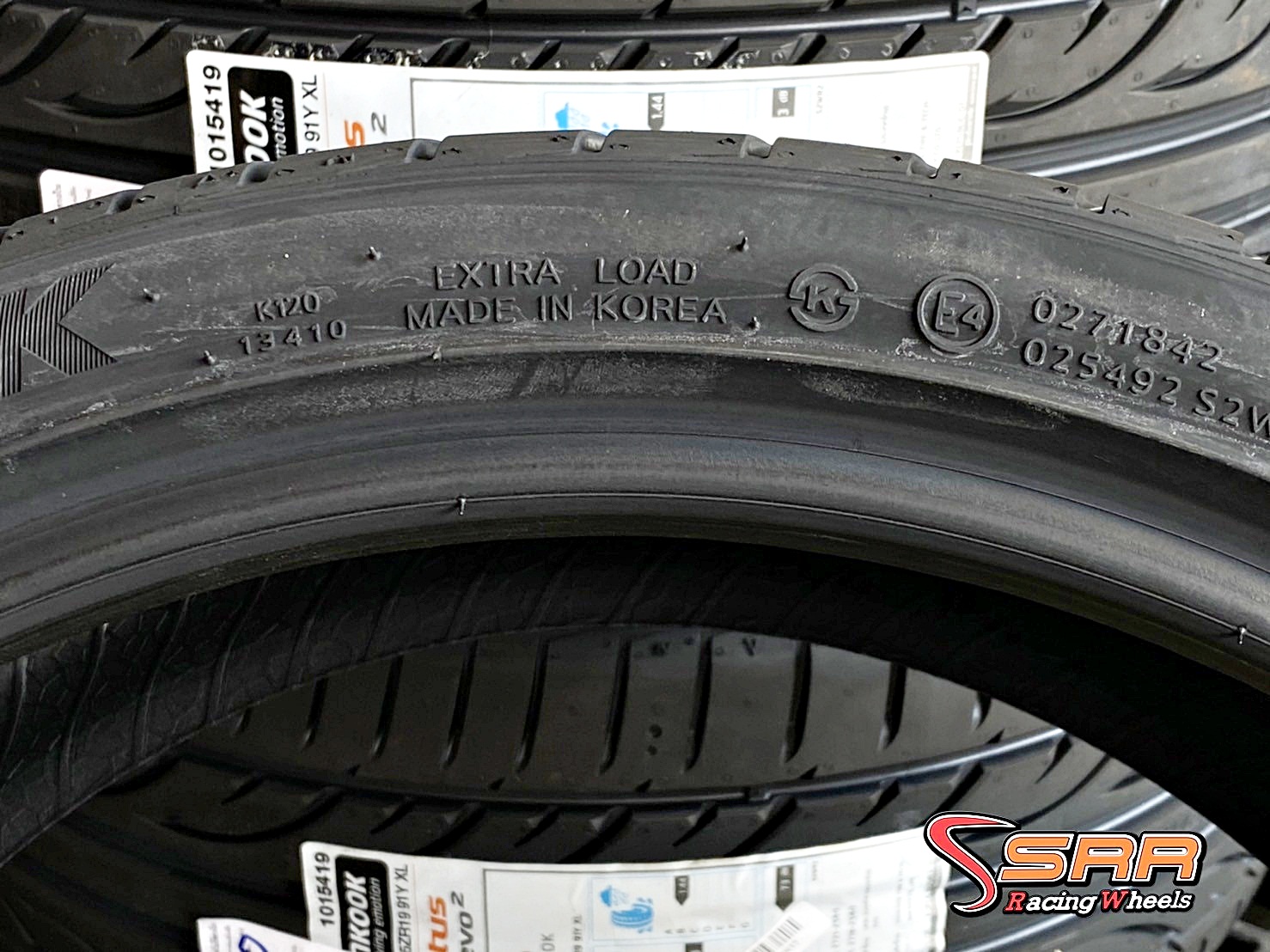 HANKOOK VENTUS V12 EVO2 235/35ZR19 ยางใหม่ ราคาพิเศษ ที่SRR