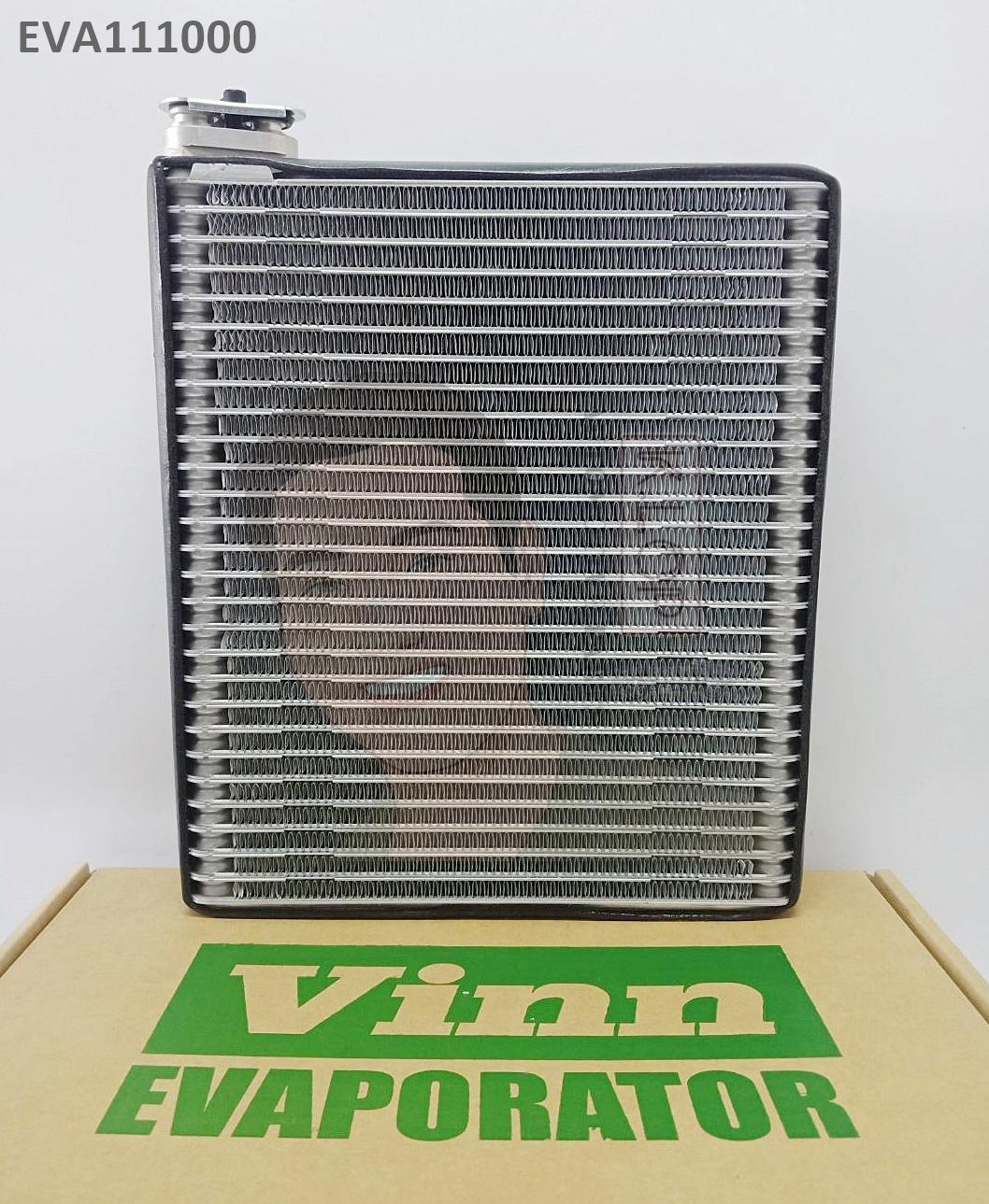 EVA111000 คอยล์เย็น(Vinn) Toyota HARRIER / LEXUS IS-300 Laminated