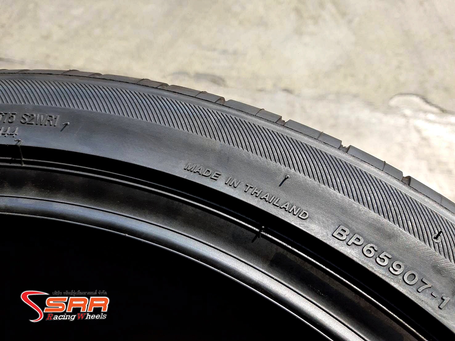 Bridgestone Potenza Adrenalin RE003 235/40R18 ยางใหม่ ลดราคาพิเศษ