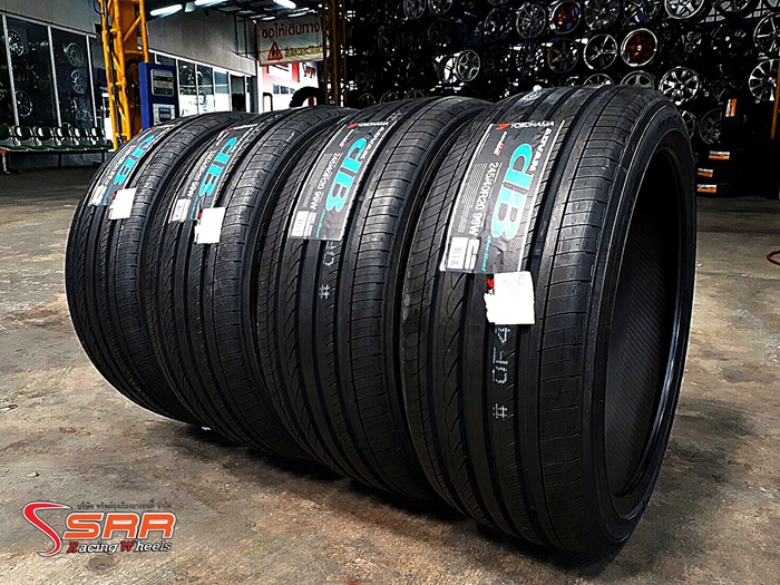 YOKOHAMA ADVAN dB decibel V551 245/40R20