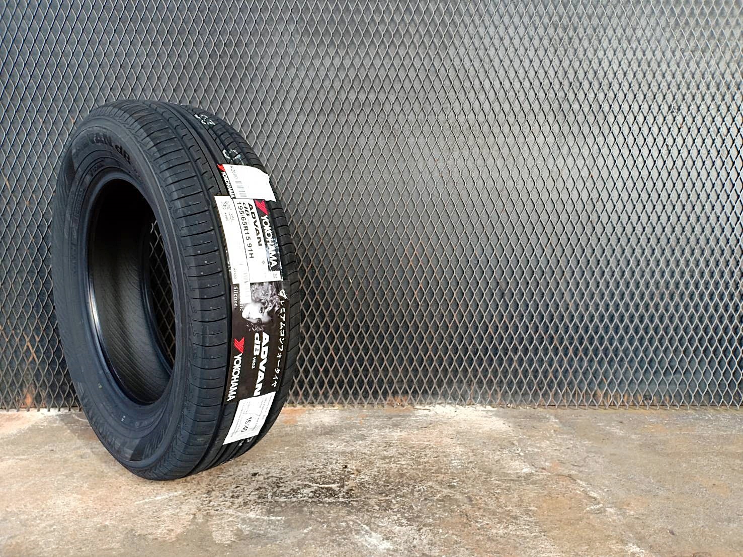 YOKOHAMA ADVAN dB V552 195/65R15 ยางญี่ปุ่น ปี19