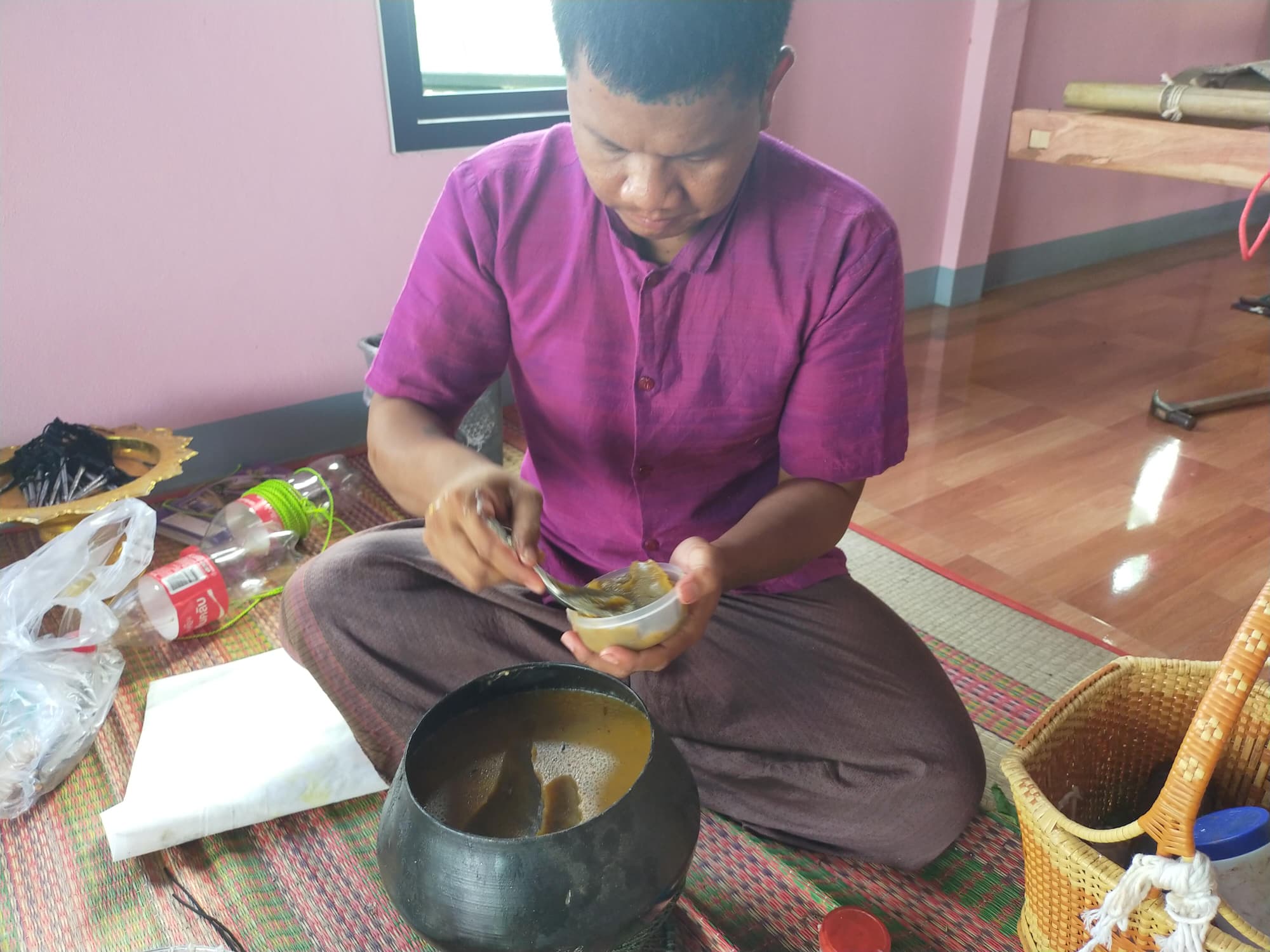 สีผึ้งน้ำหาย อาจารย์เขมร