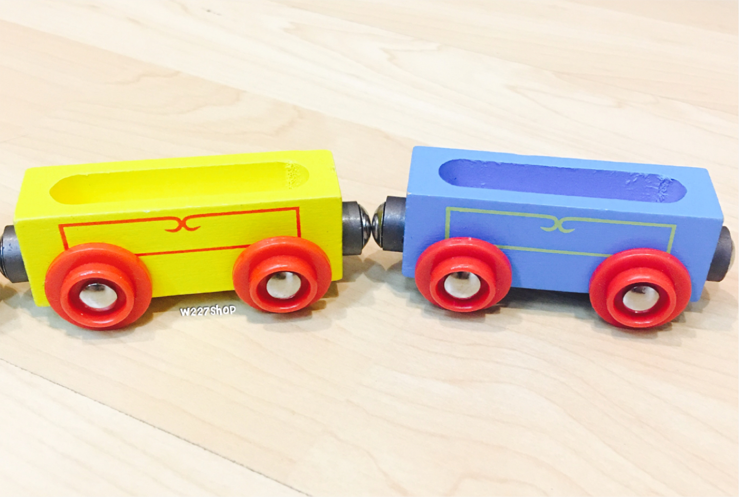 รถไฟแม่เหล็กไม้