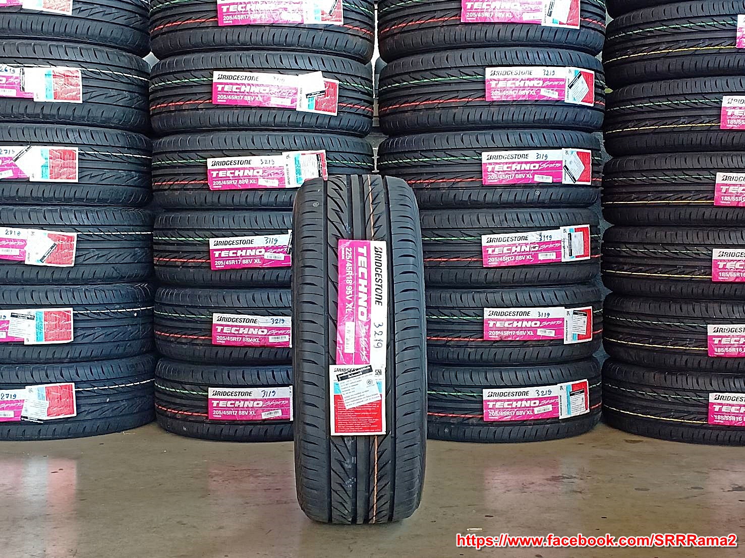 BRIDGESTONE TECHNO SPORTS 225/45R18 ยางใหม่ปี19 ราคาพิเศษ