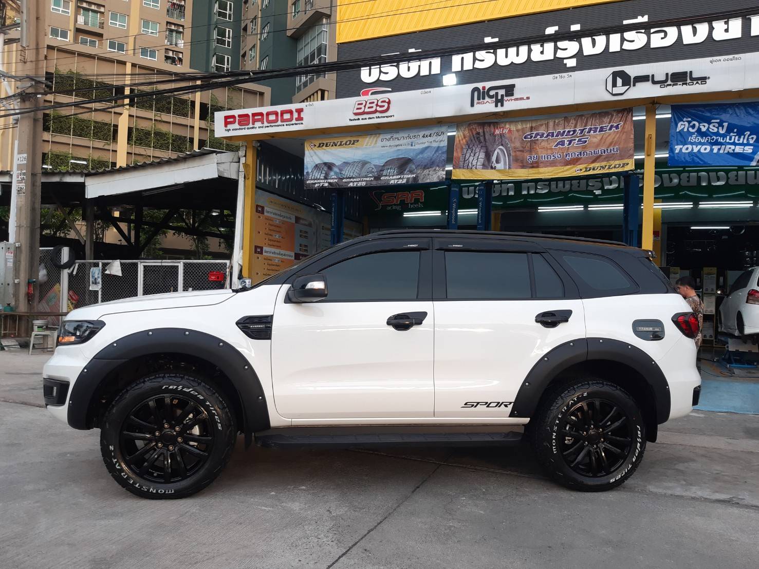 RAIDEN MONSTER AT-2 265/55R20 ยางปี19 ลดราคาพิเศษ