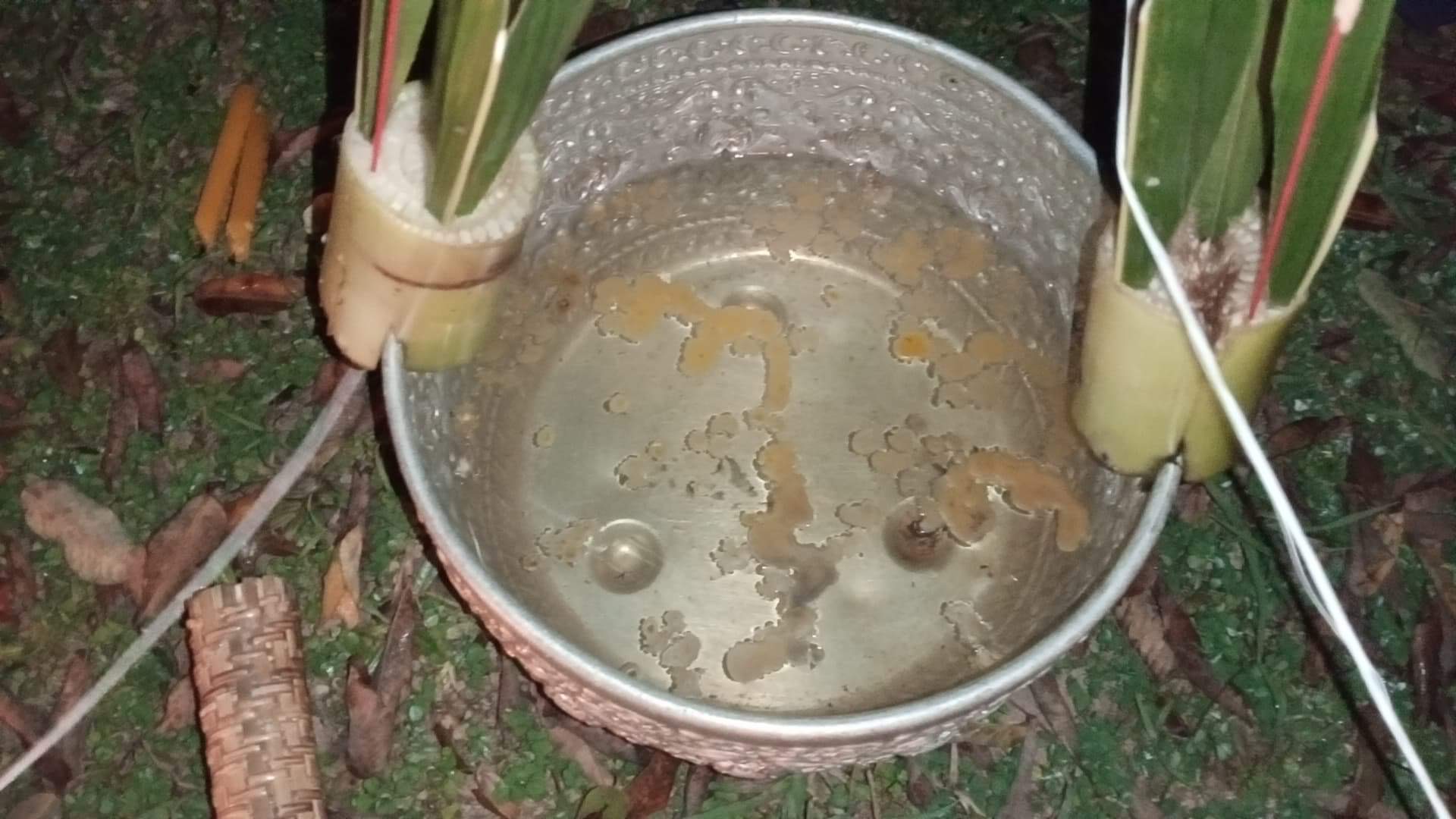 ตะกรุดหนังกลองแตกแหวกใจมนุษย์ อาจารย์เขมร FLT