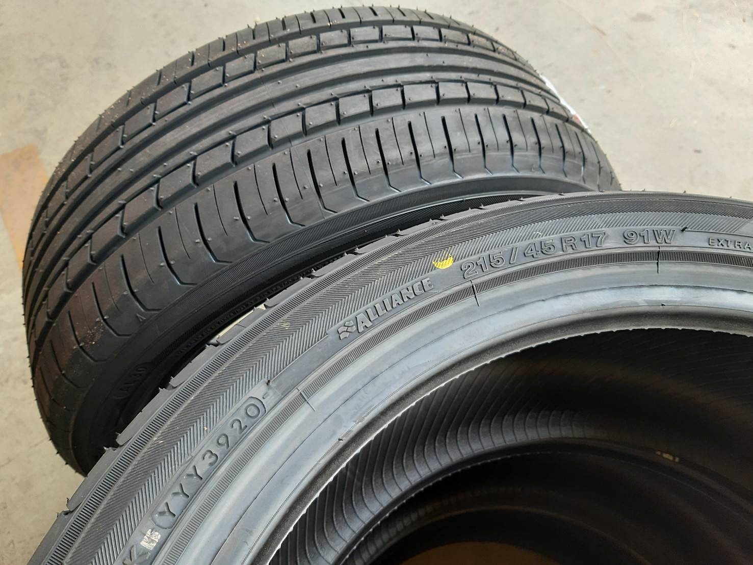 YOKOHAMA ALLIANCE 030Ex 215/45R17 ยางญี่ปุ่นปี20 ลดราคาพิเศษ