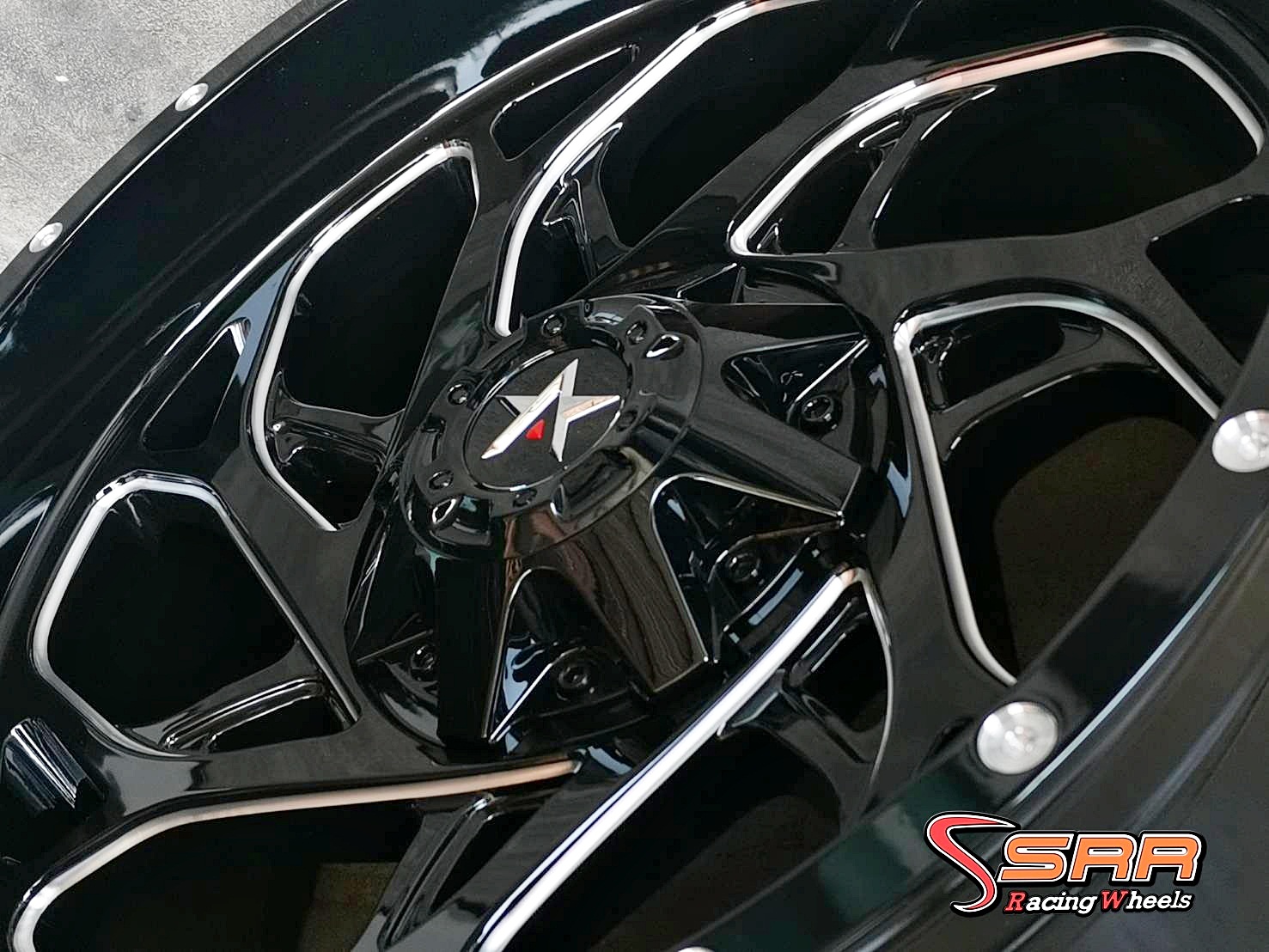 OASIS OW036 20x10 6H139.7 ET-18 BLACK-MILLED ราคาพิเศษ