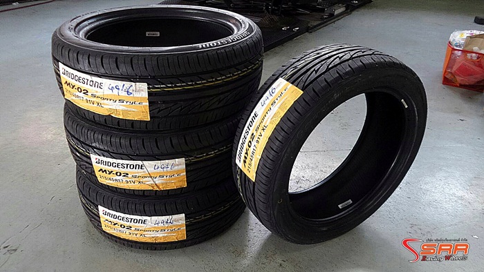 BRIDGESTONE MY02 215/45R17