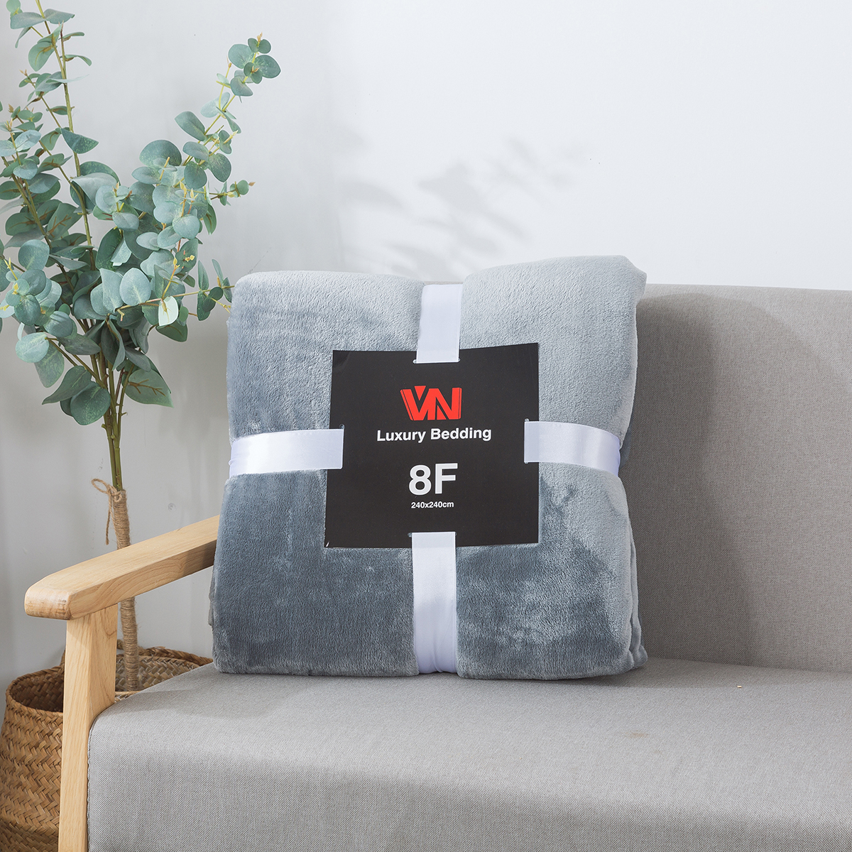 ผ้าห่มนาโน 8 ฟุตพรีเมี่ยมของแท้งานป้าย VN (12ผืนคละสี)