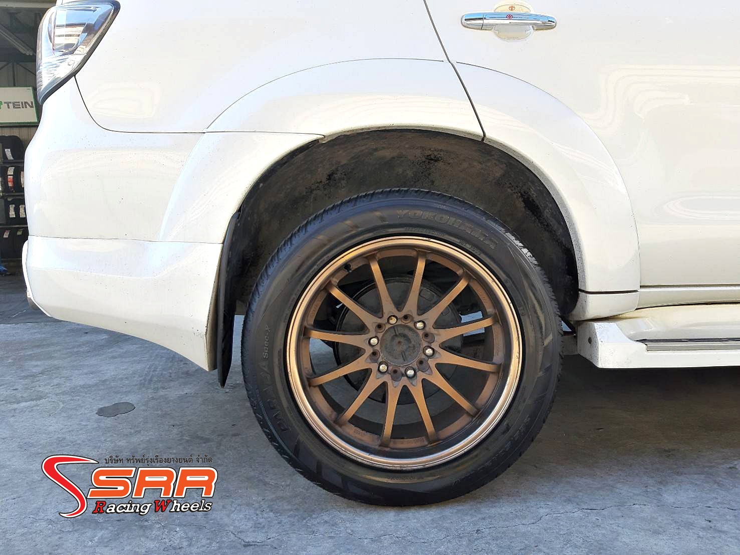 YOKOHAMA PARADA Spec-X 265/50R20 ยางใหม่ปี2021 ราคาพิเศษ