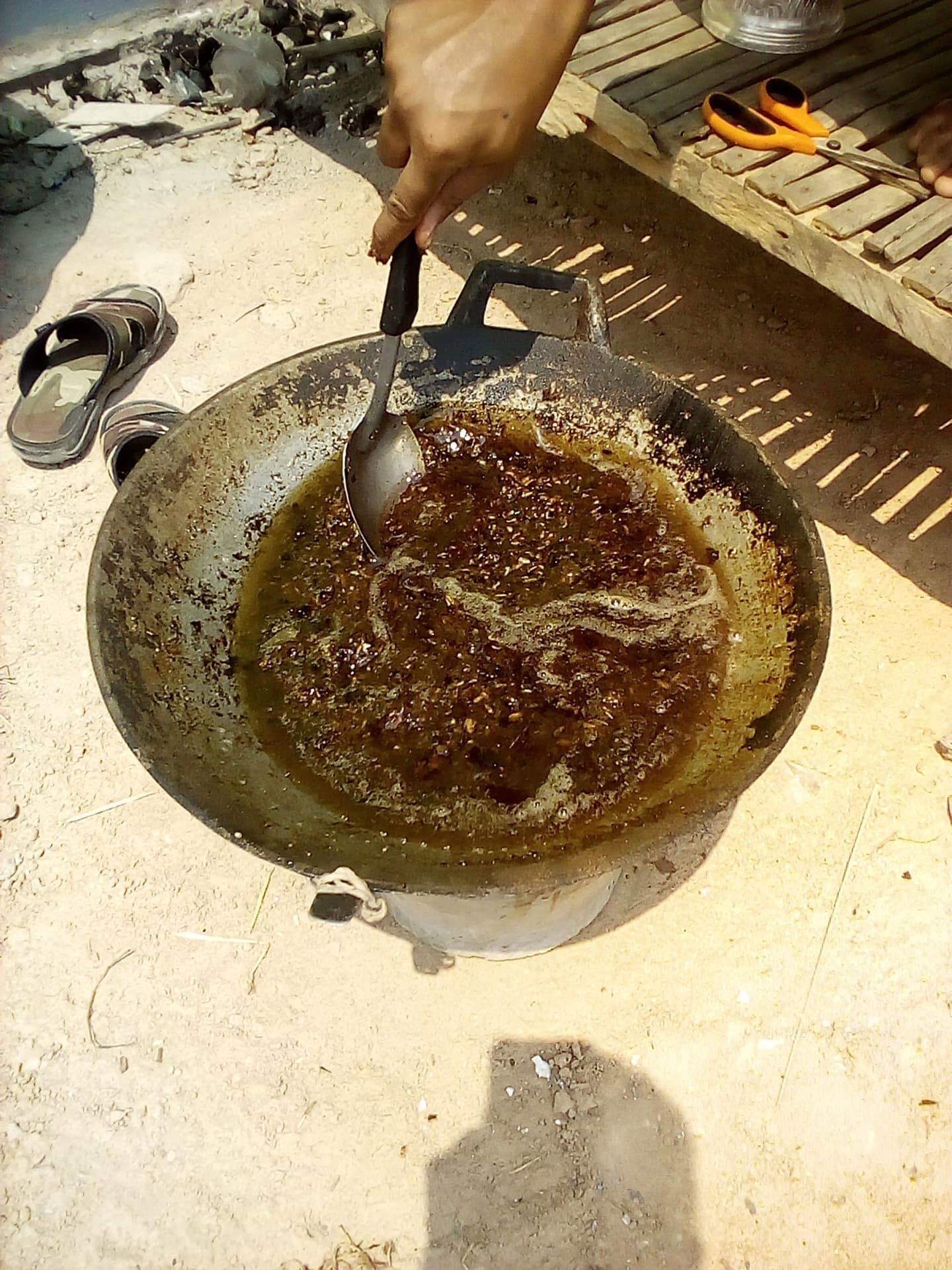 สีผึ้งพรายงูกุเลน อาจารย์เขมร (FL)