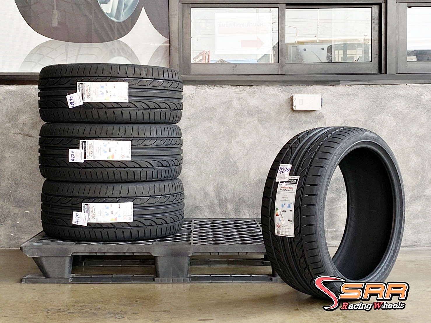 HANKOOK VENTUS V12 EVO2 235/35ZR19 ยางใหม่ ราคาพิเศษ ที่SRR