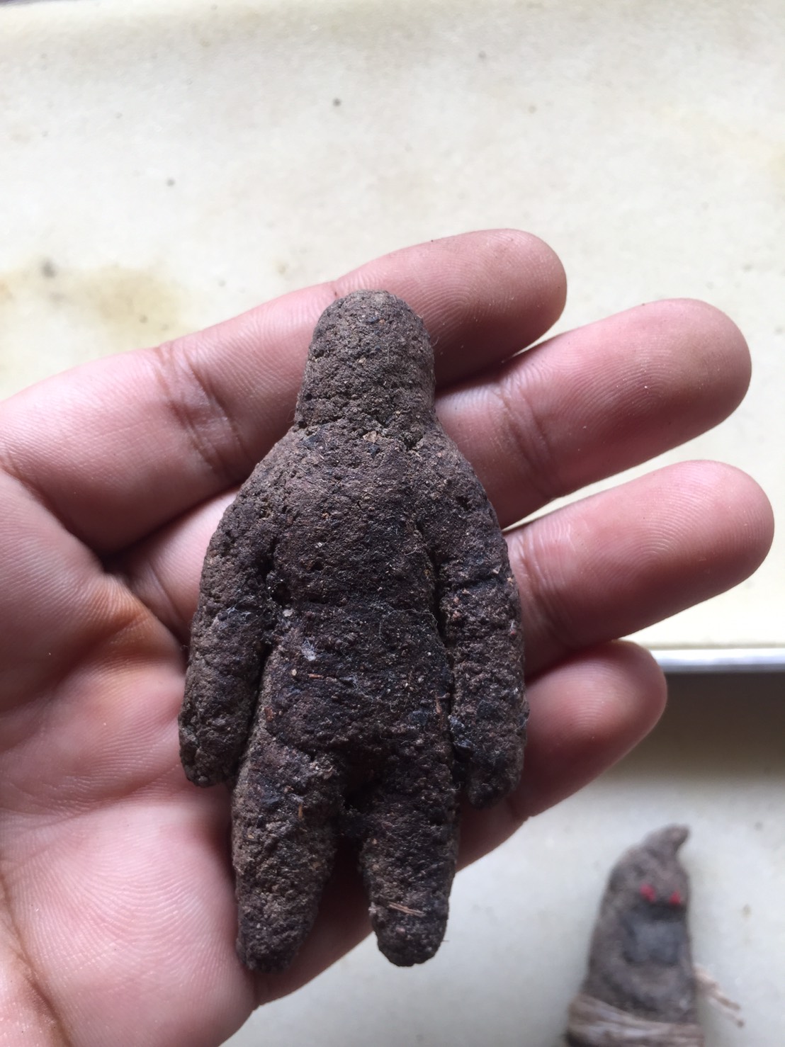 หุ่นพยนต์รุ่นแรกรุ่นเดียวอาจารย์เปล่ง บุญยืน