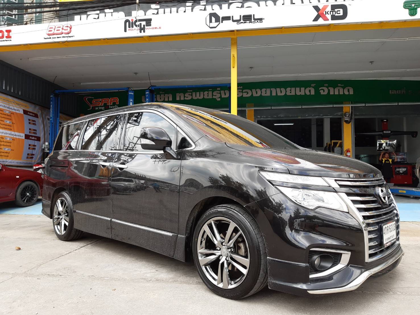 TOYO TRANPATH LU-II 245/45R19 ลดราคาพิเศษ เส้นละ 4,500 บาท