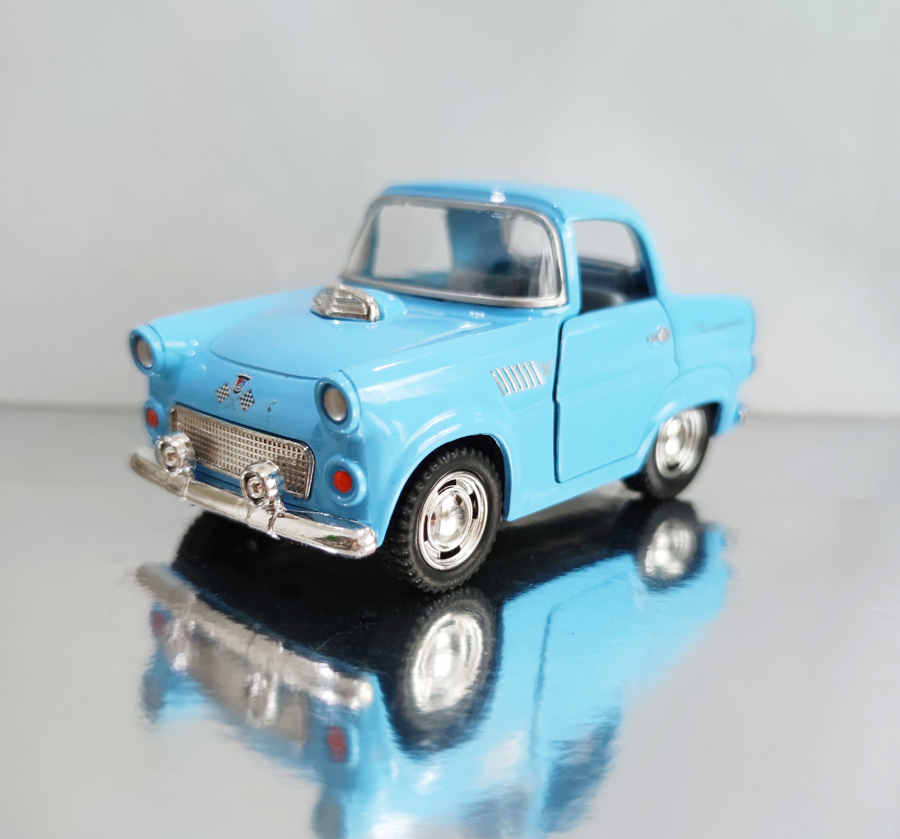 โมเดลรถเหล็ก 1955 Ford Thunderbird ขนาด 4 นิ้ว (ปลีก-ส่ง)