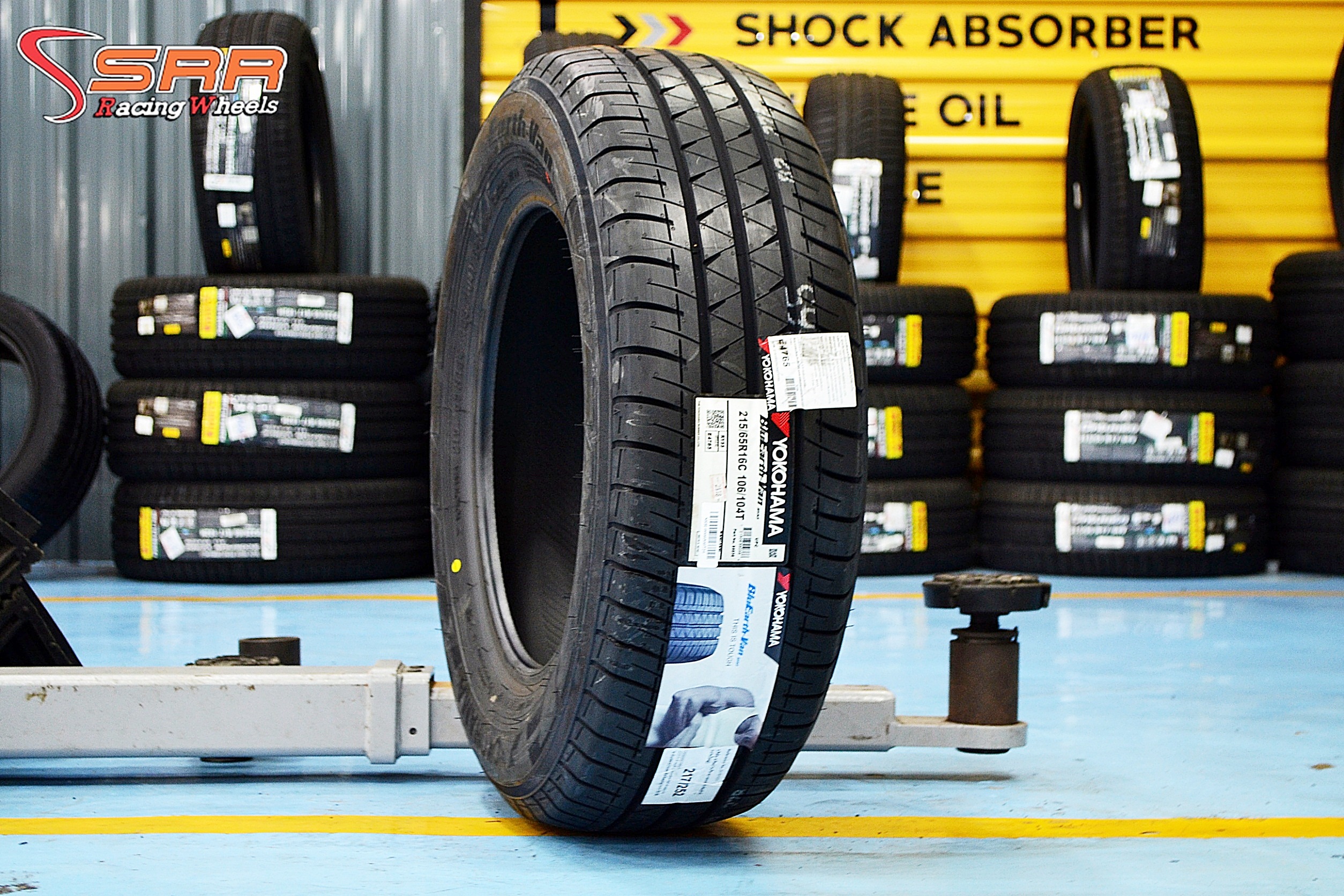 YOKOHAMA BluEarth-VAN RY55 215/65R16 ยางสำหรับรถตู้และรถปิคอัพ