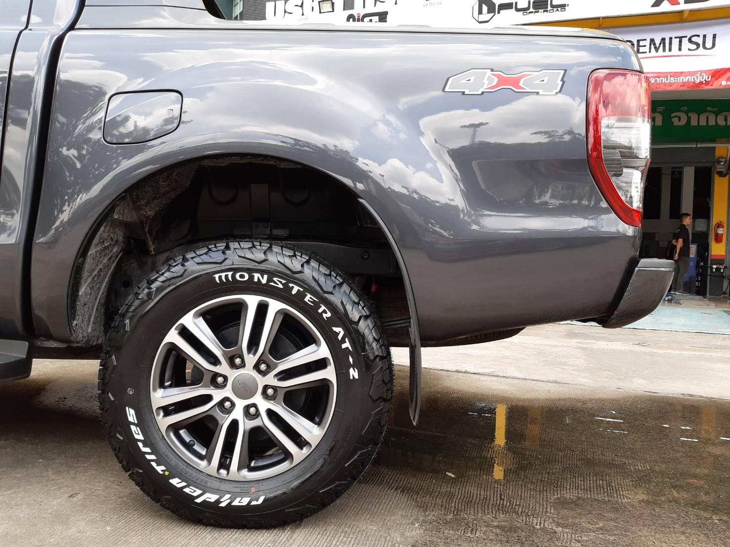 MONSTER TIRES ALL TERRAIN AT-2 265/65R18 ยางปี20 ราคาพิเศษ