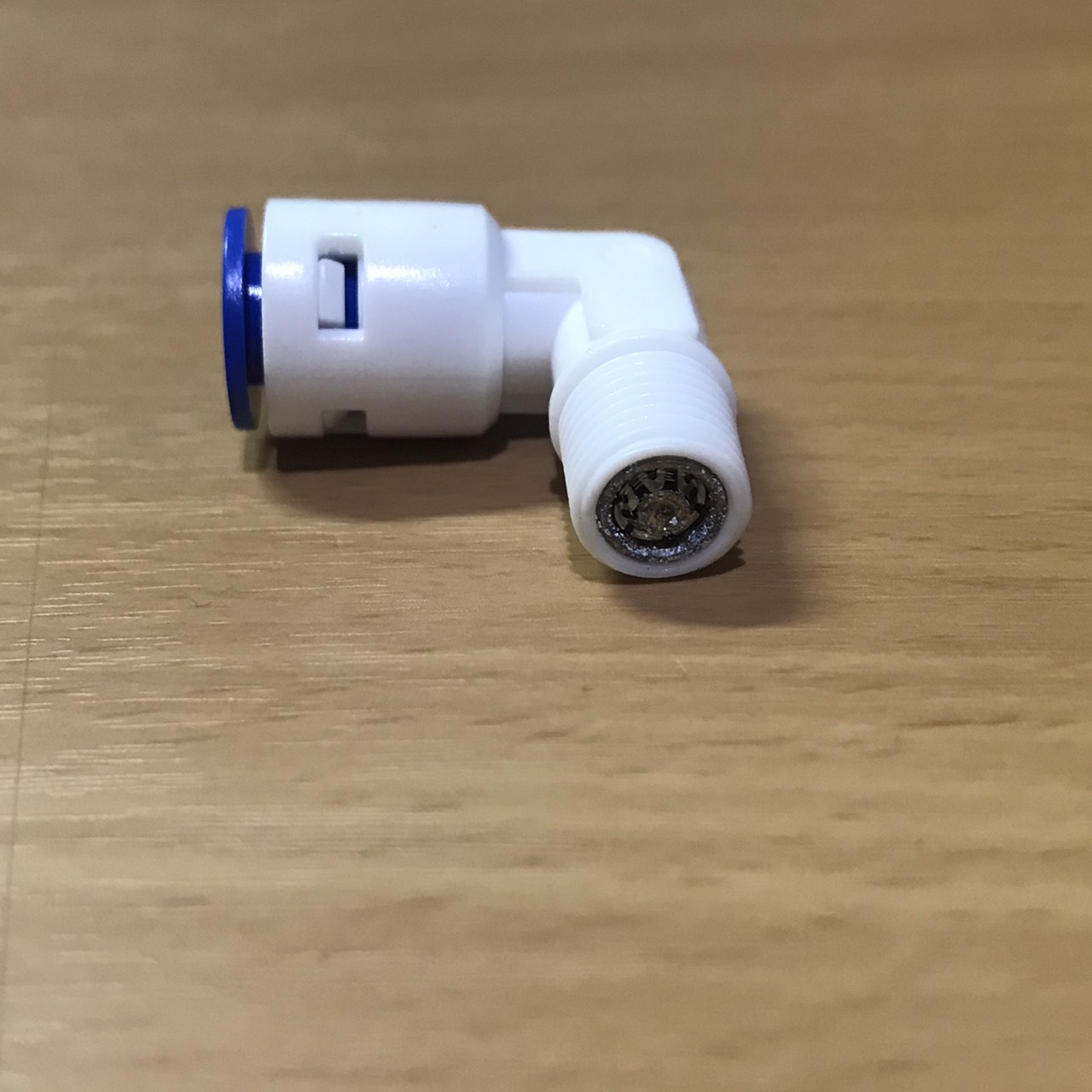 เช็ควาล์ว งอชมพู Check Valve Elbow (1/4OD x 1/8MIP)