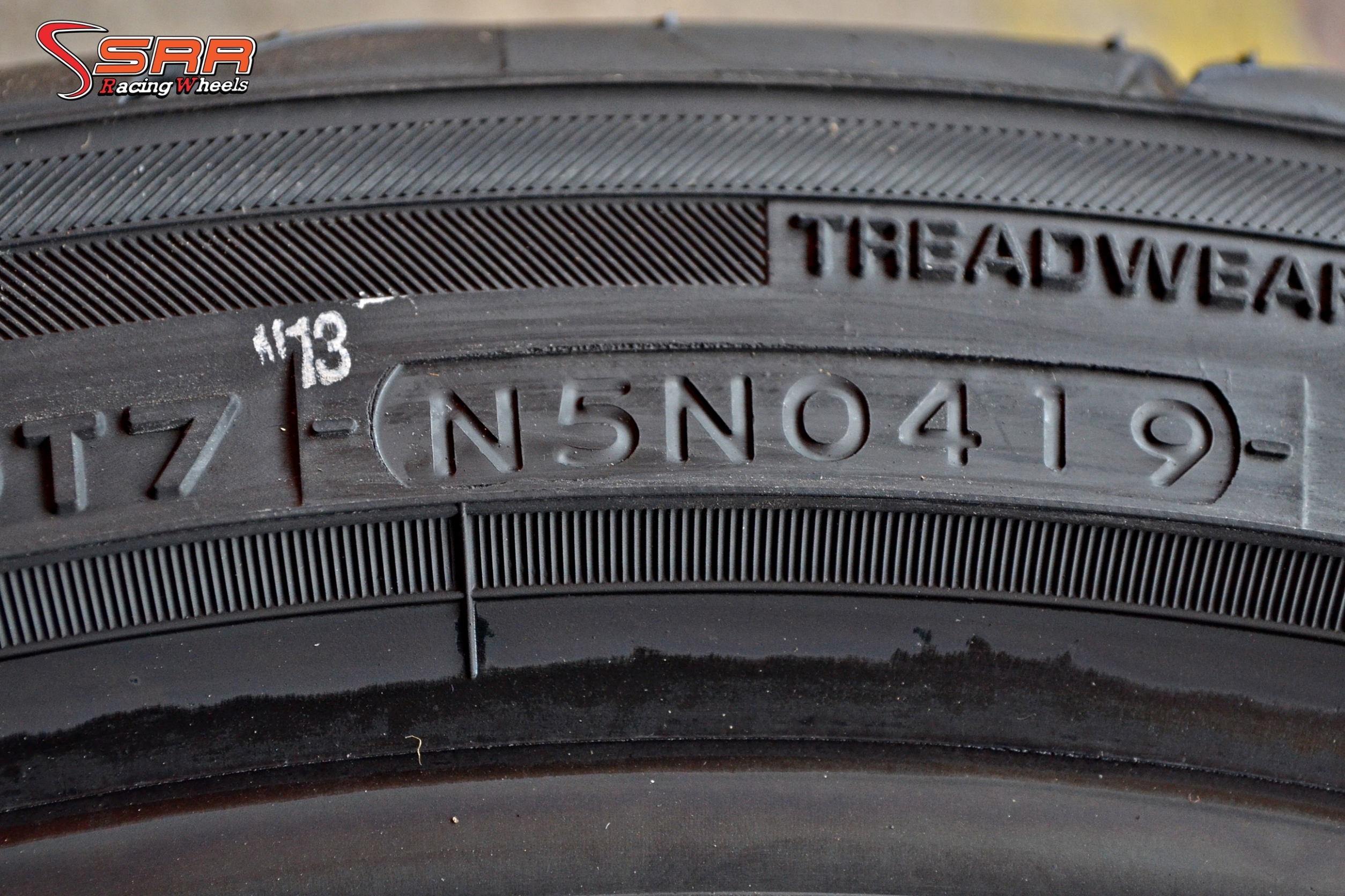 YOKOHAMA AD08 225/40R18 ยางซอฟญี่ปุ่น ปี19