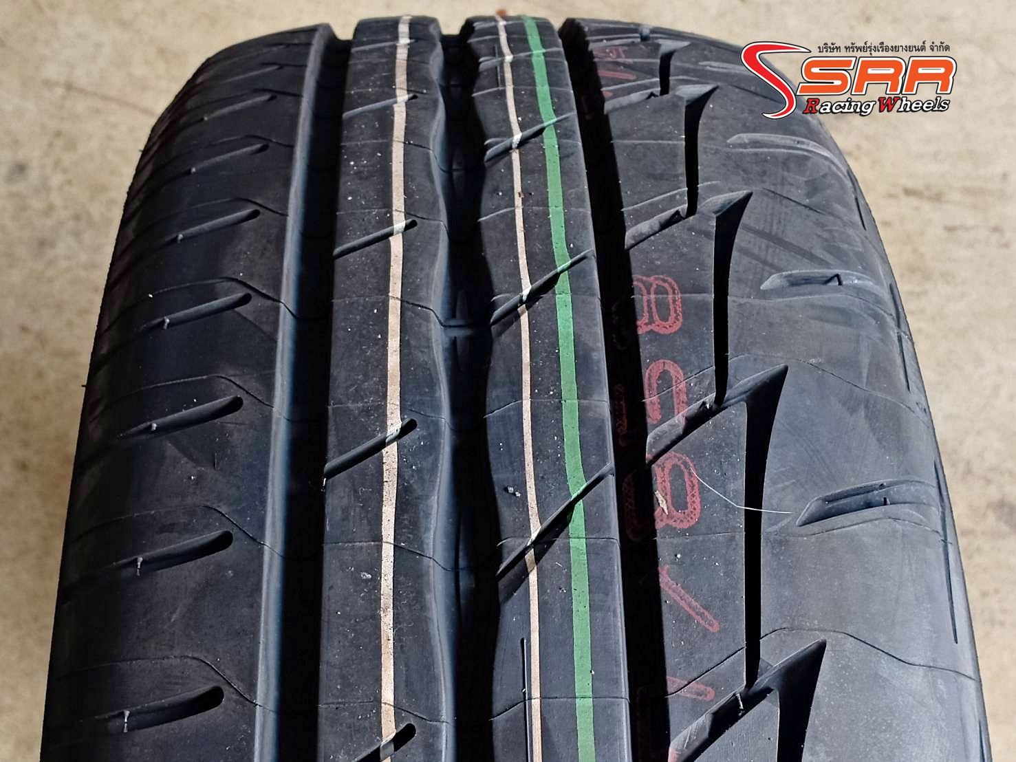 BRIDGESTONE RE003 205/45R17 ยางสปอร์ต ปี2020 ราคาพิเศษ