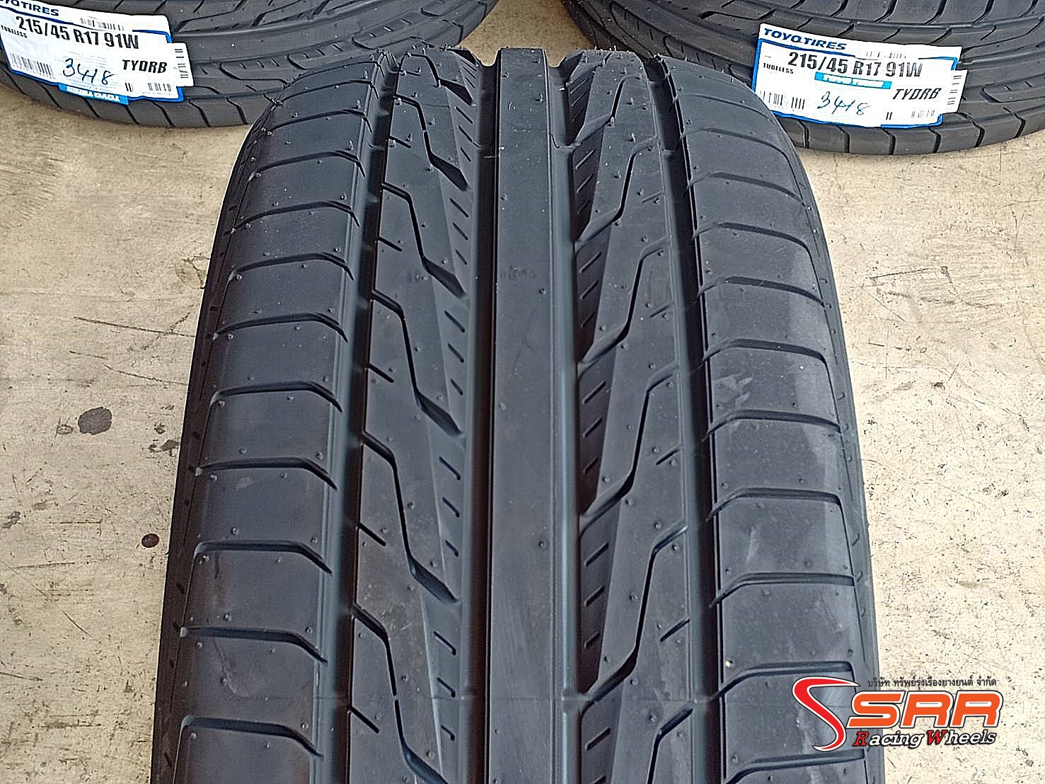 TOYO DRB 215/45R17 ยางใหม่ปี18 ลดราคาพิเศษ