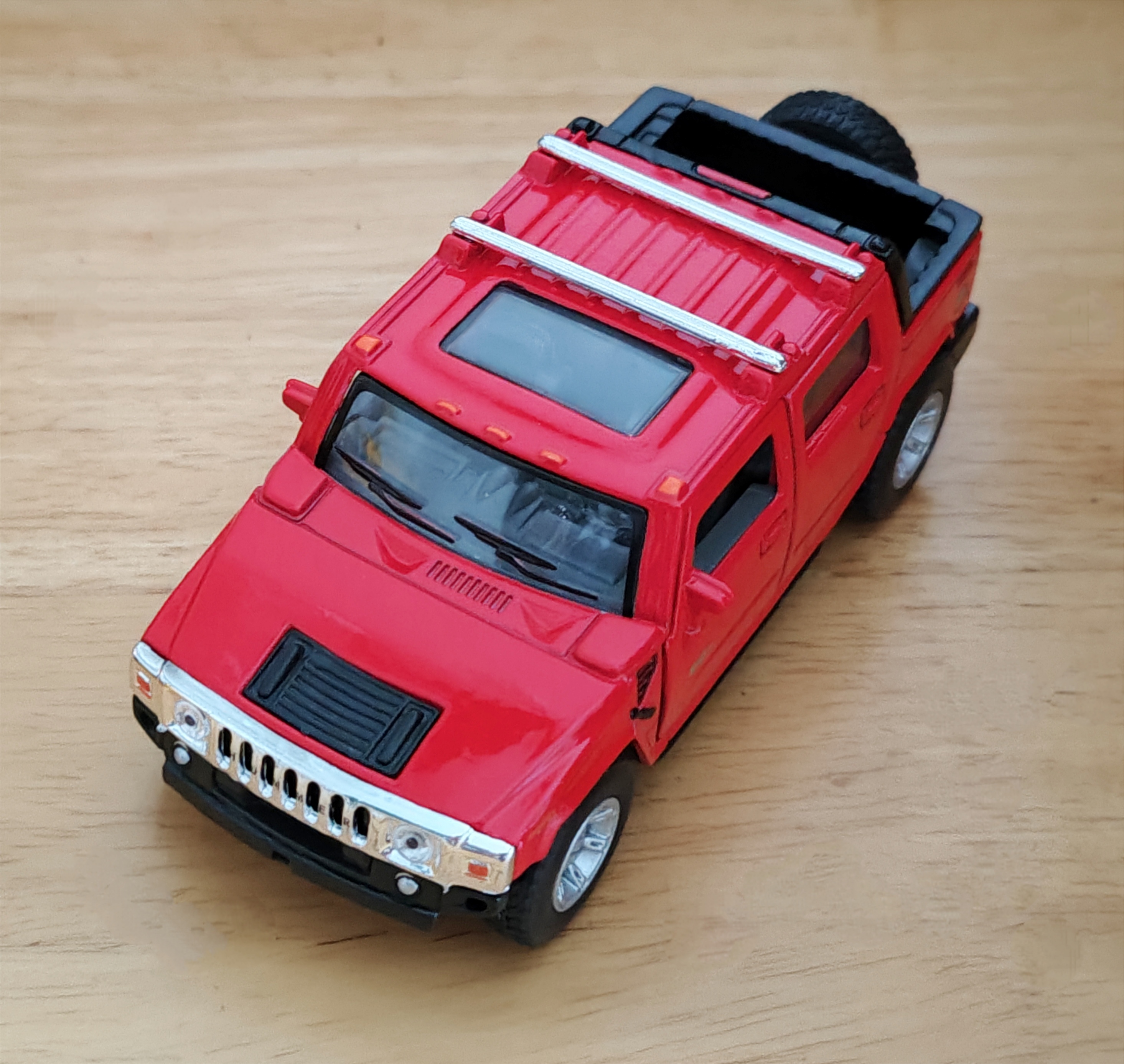 2005 Hummer H2 SUV โมเดลรถเหล็ก (ปลีก-ส่ง)