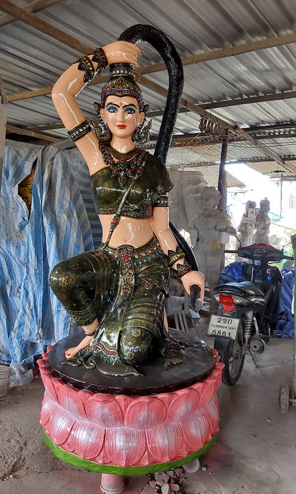 จำหน่ายรูปปั้นองค์ปู่พญานาคราช